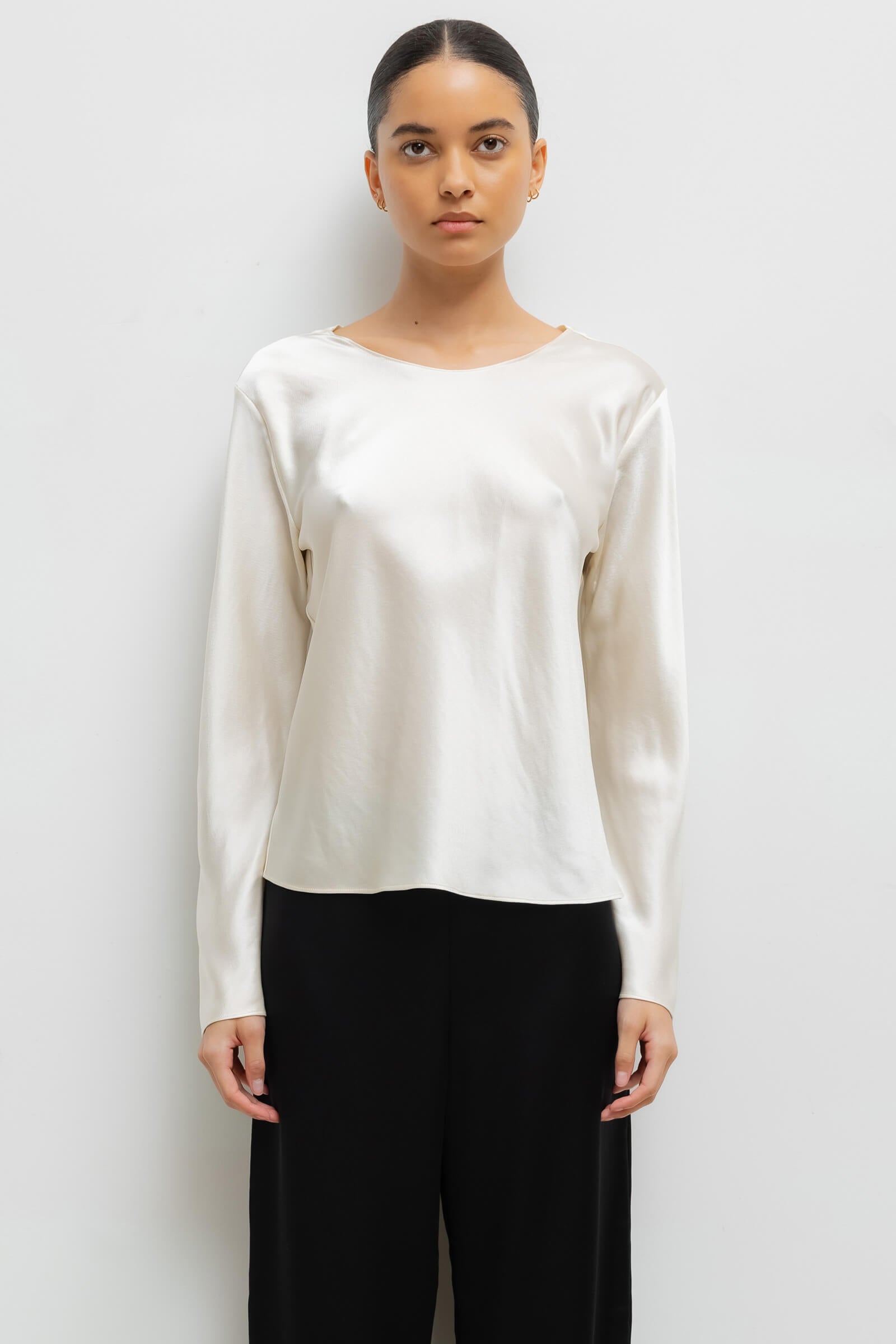Barb Long Sleeve Crew