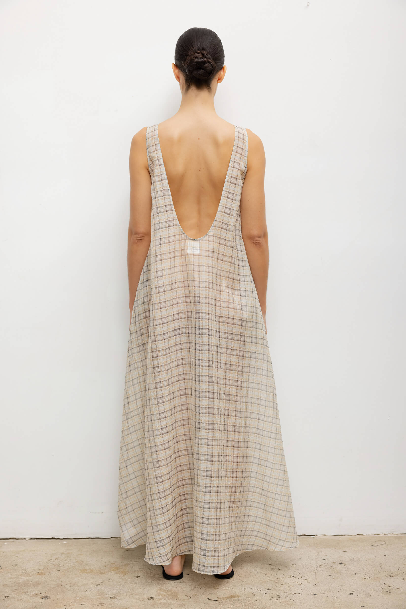 #color_creme-charcoal-sun-plaid