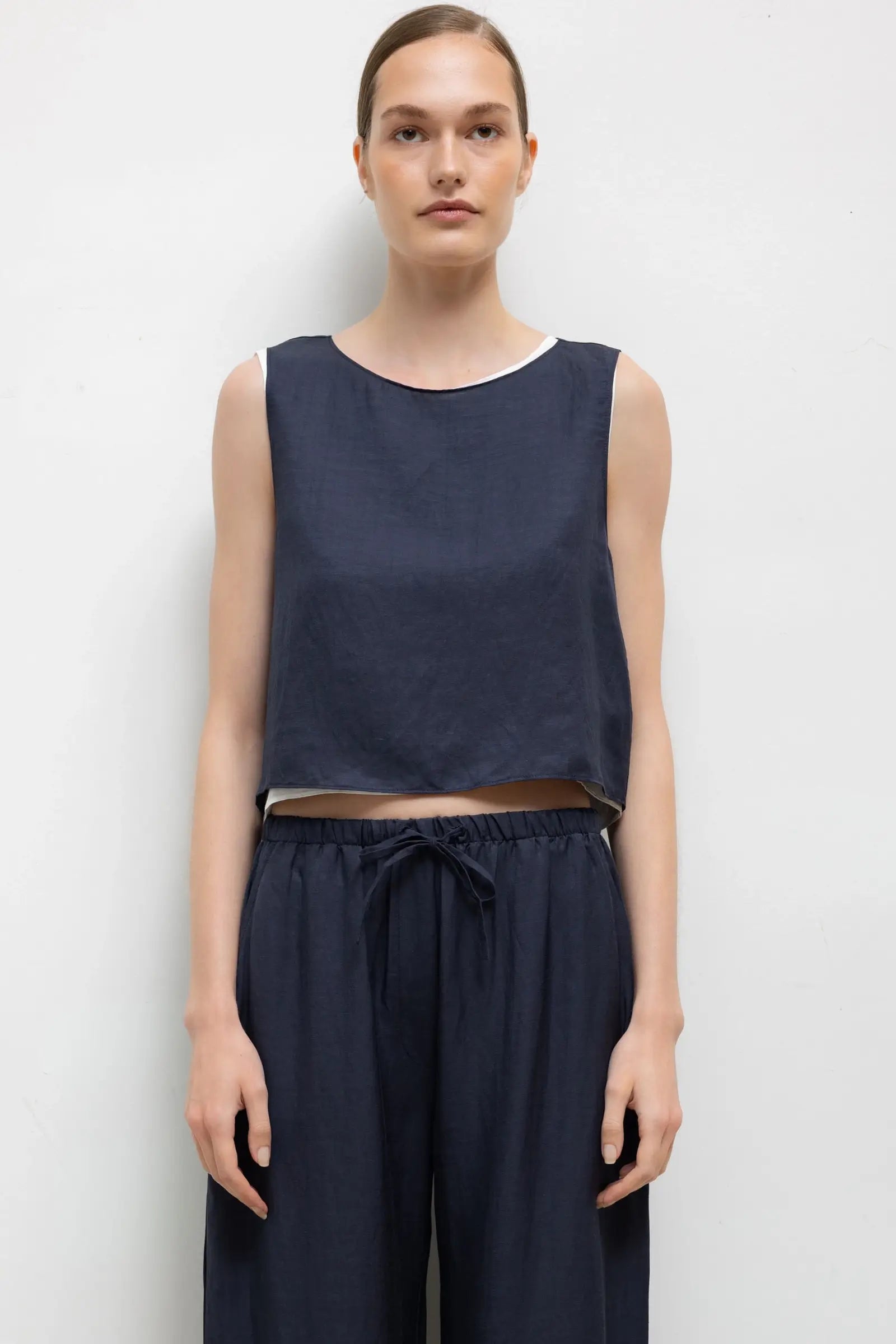 Daniel Crop Sleeveless Crew