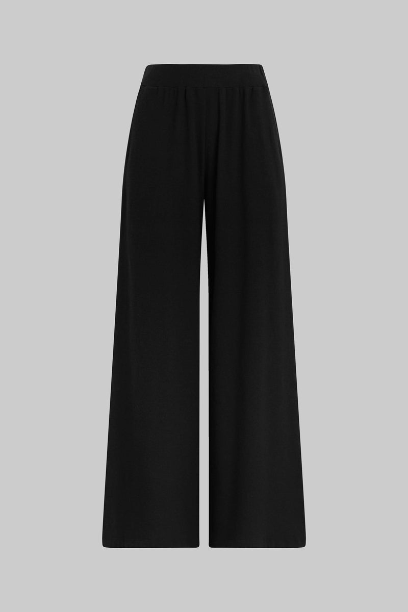 LESET Lauren Pleated Pocket Pant in Black in Jersey