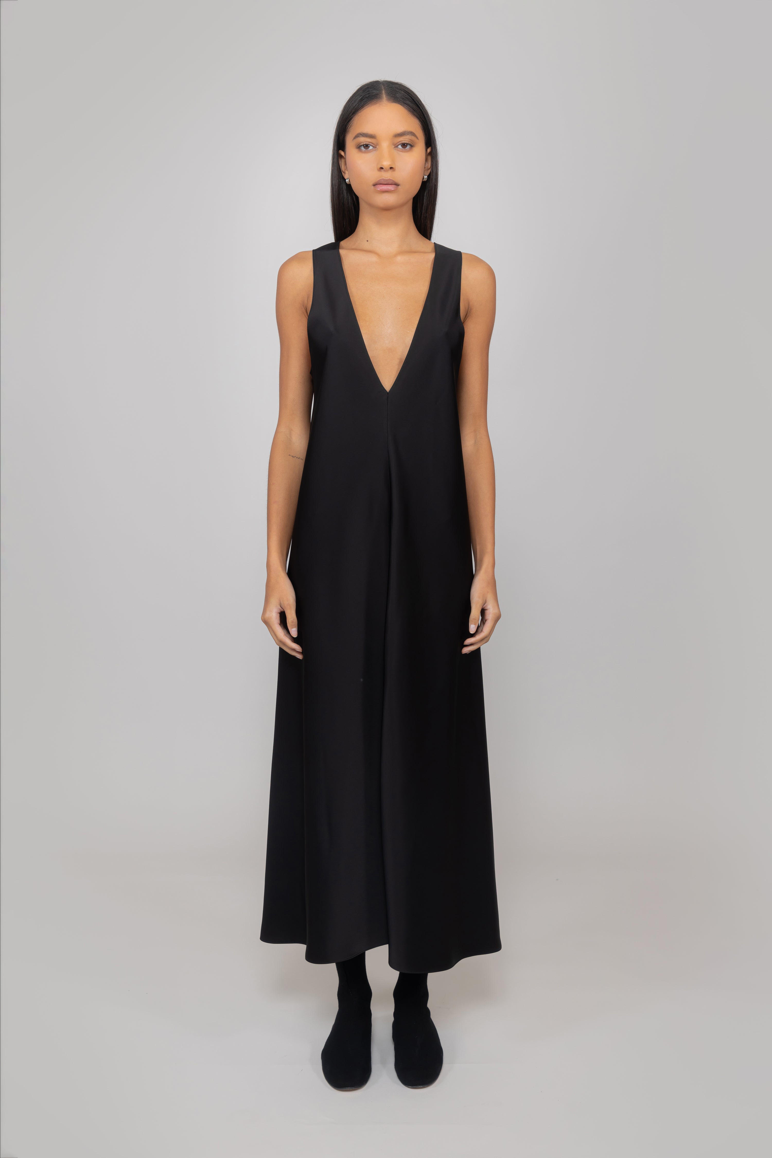 Barb V Neck Slit Dress