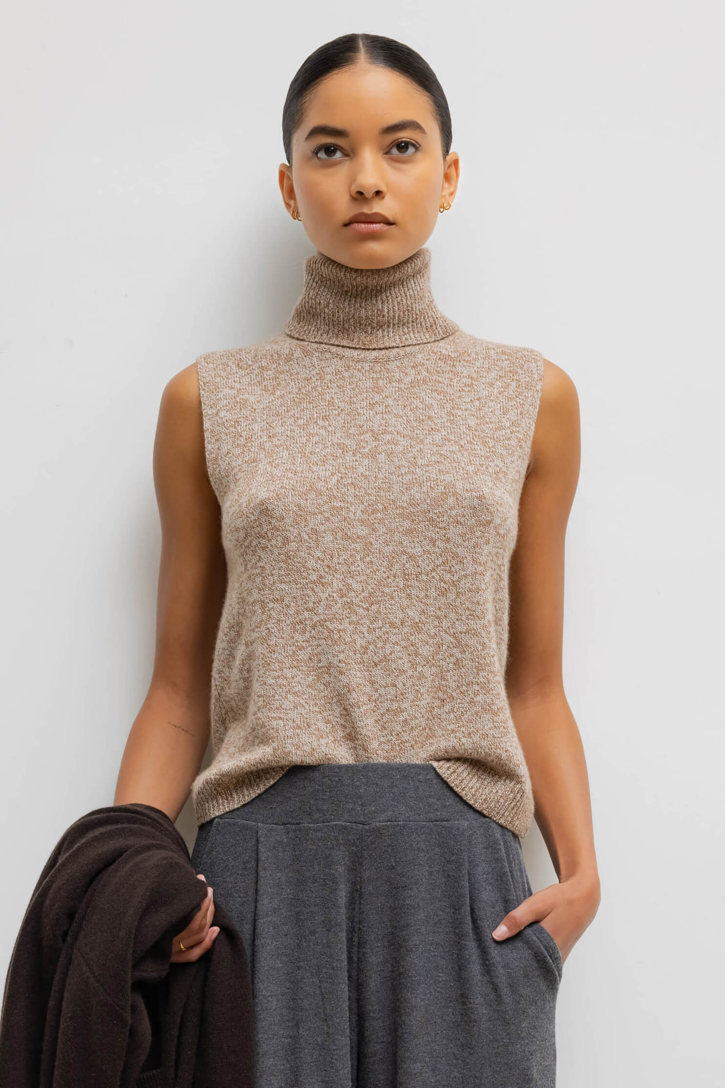 Zoe Sleeveless Turtleneck