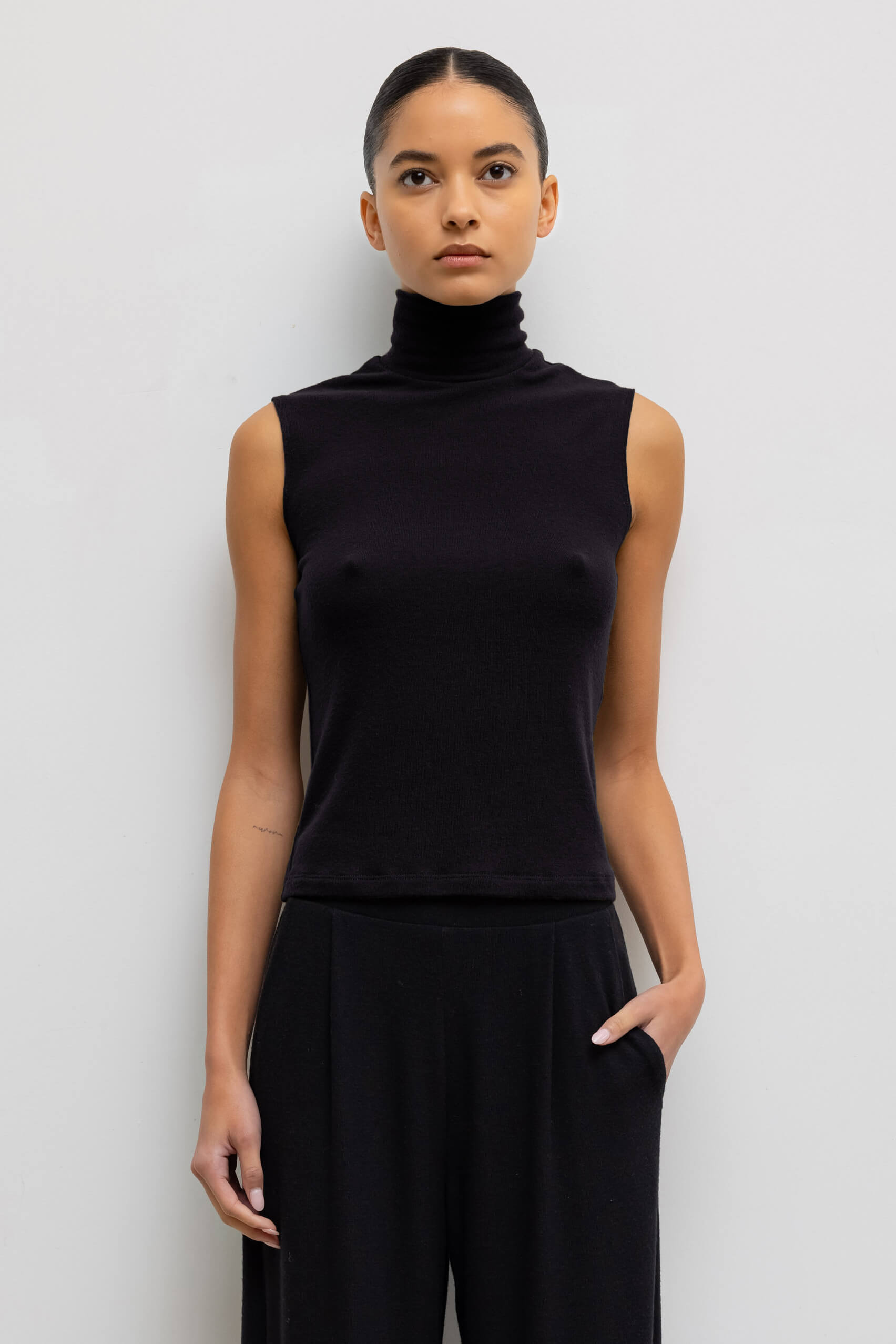 Lauren Sleeveless Turtleneck