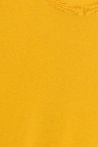 Close up of James in Marigold.