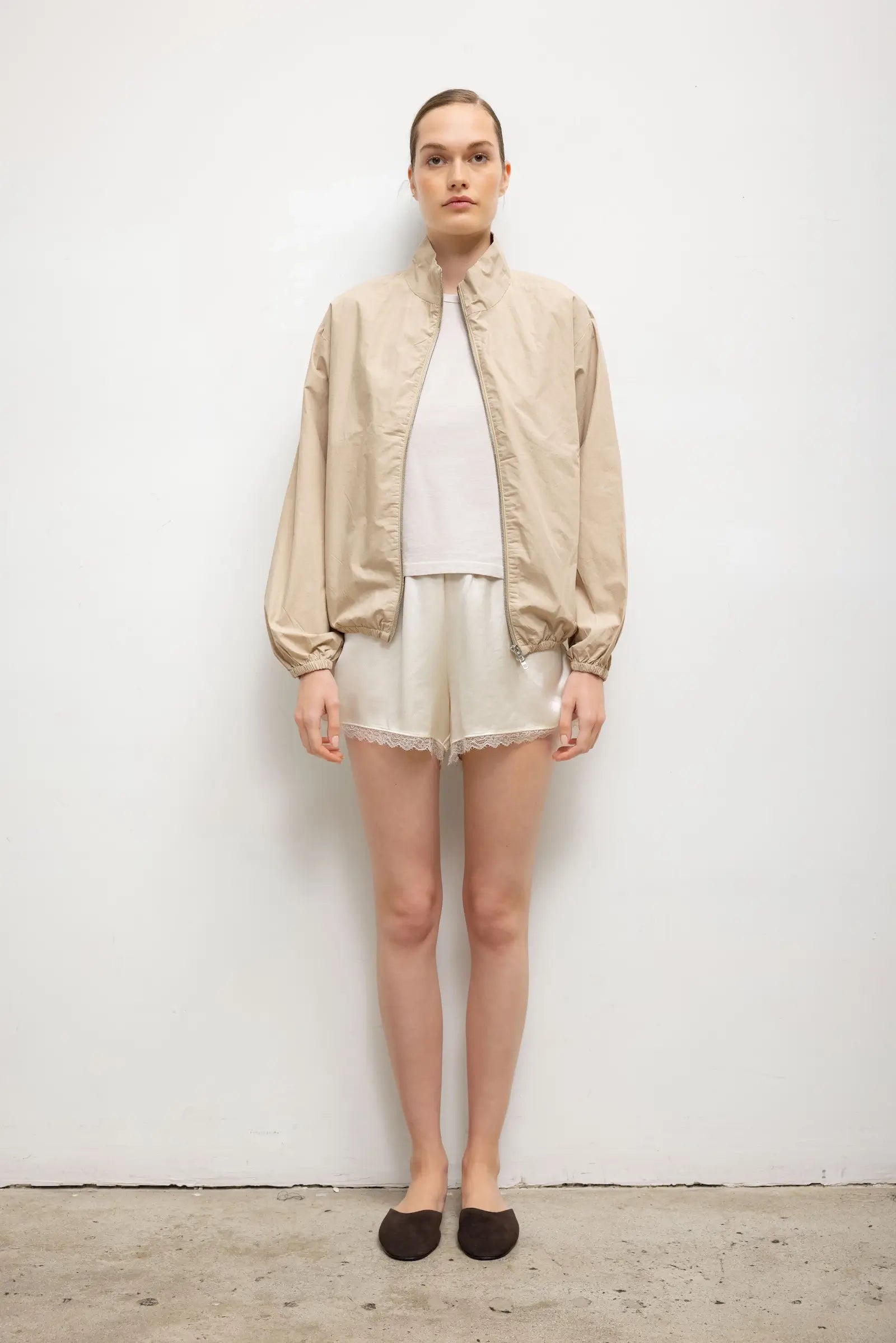 Barb Lace Short