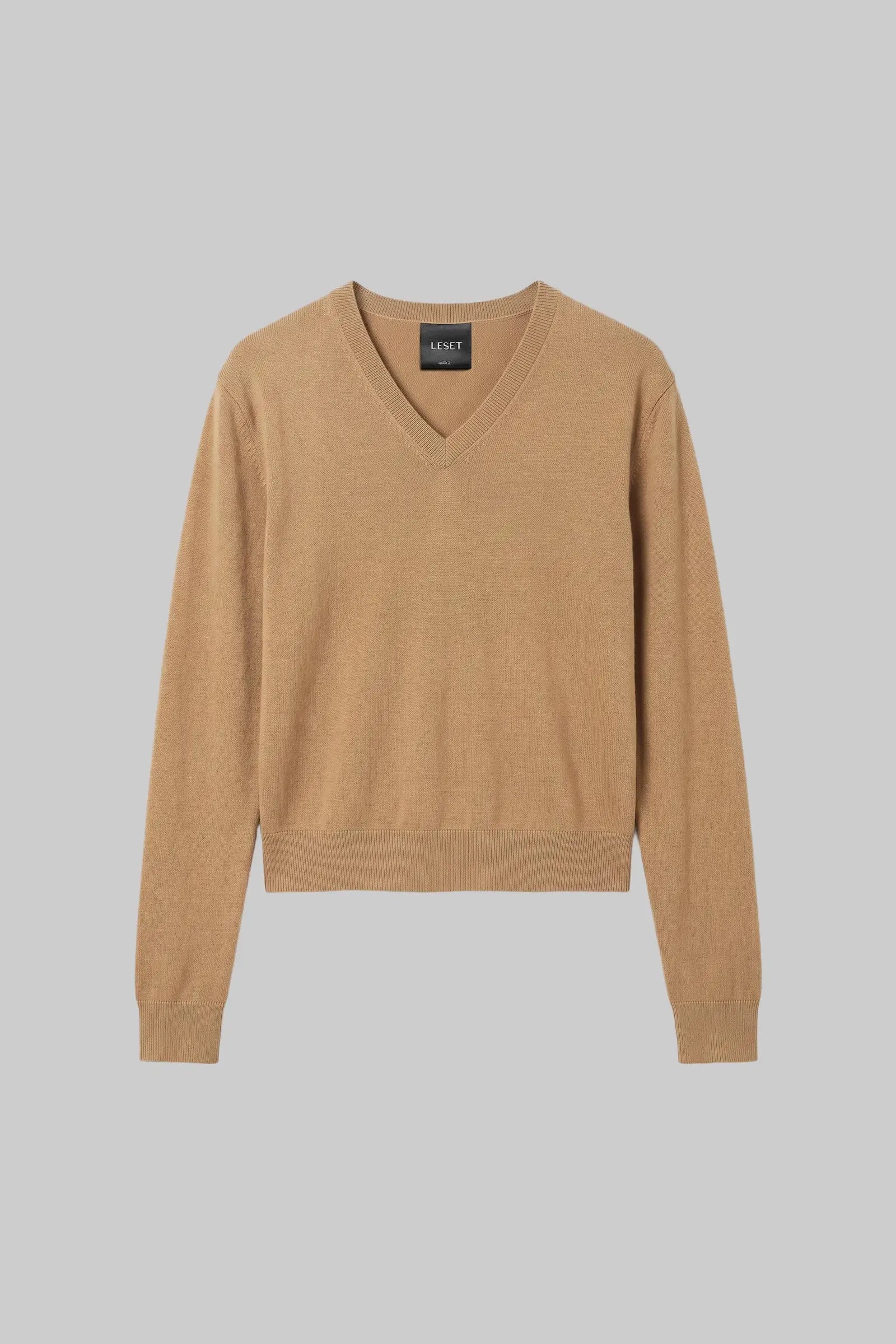 James Classic V Neck