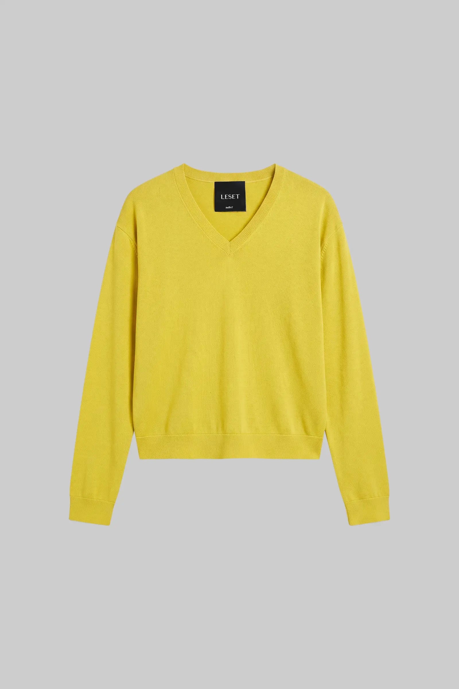 James Classic V Neck