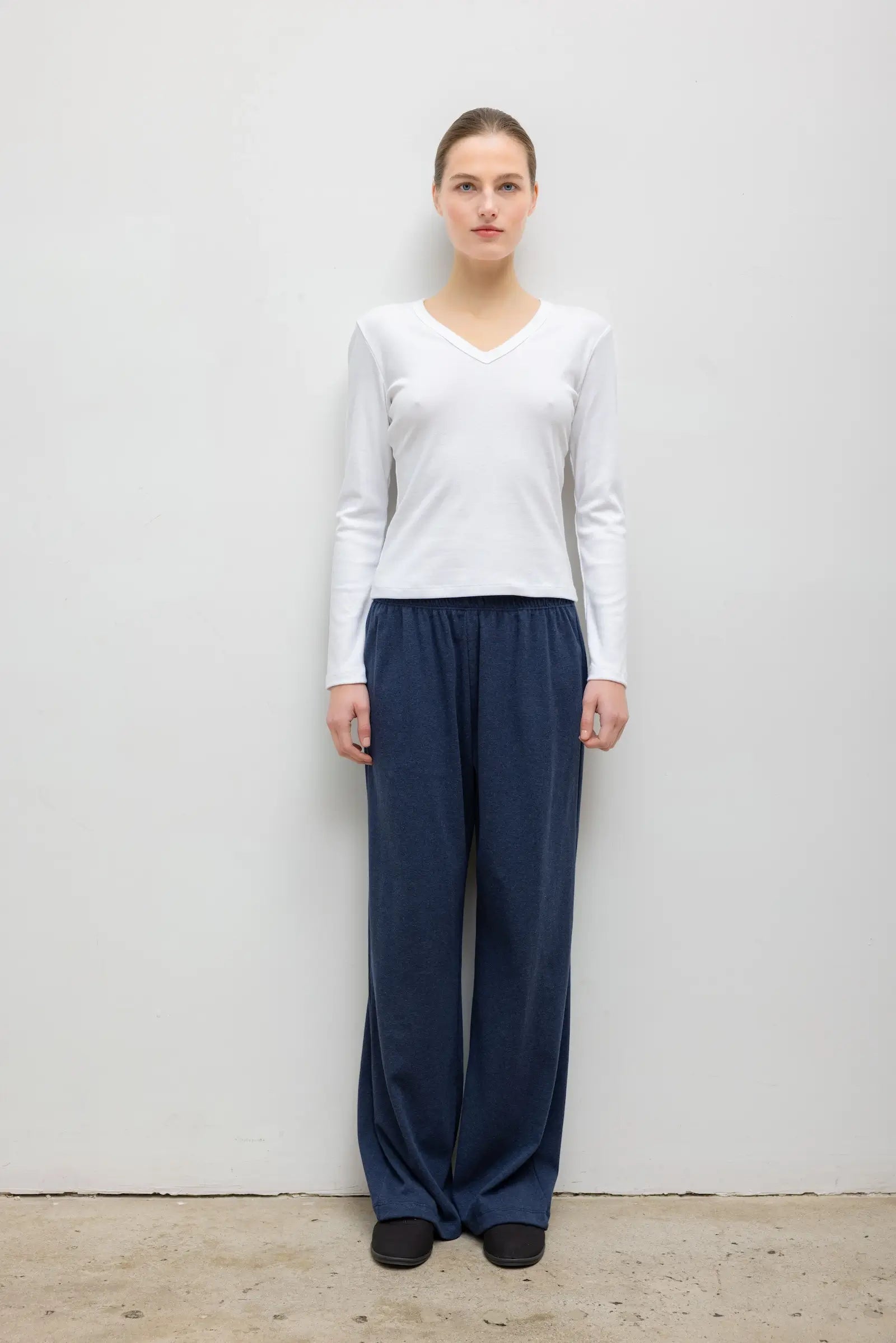 Nando Slim Long Sleeve V Neck