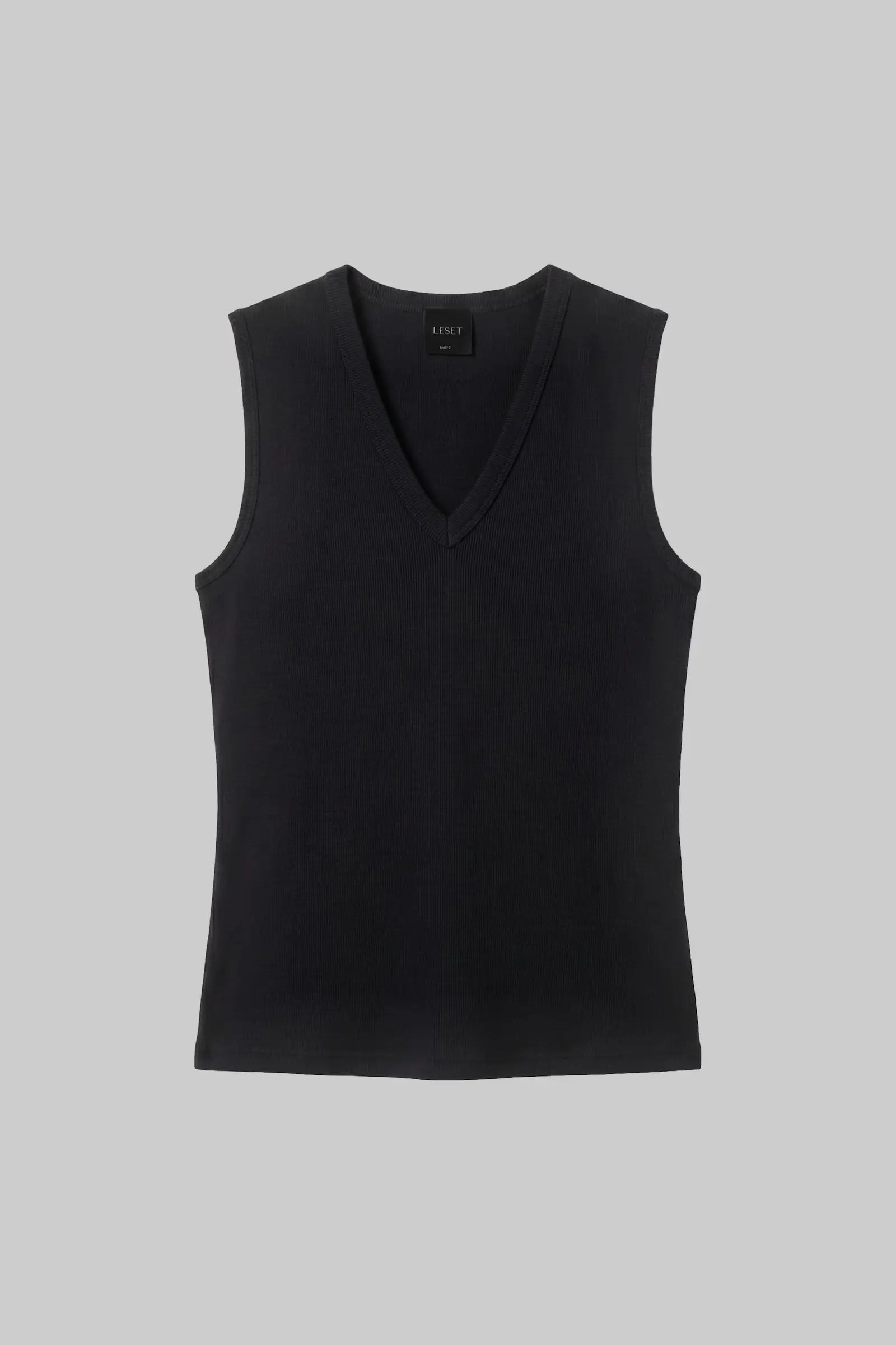 Nando Sleeveless V Neck-2