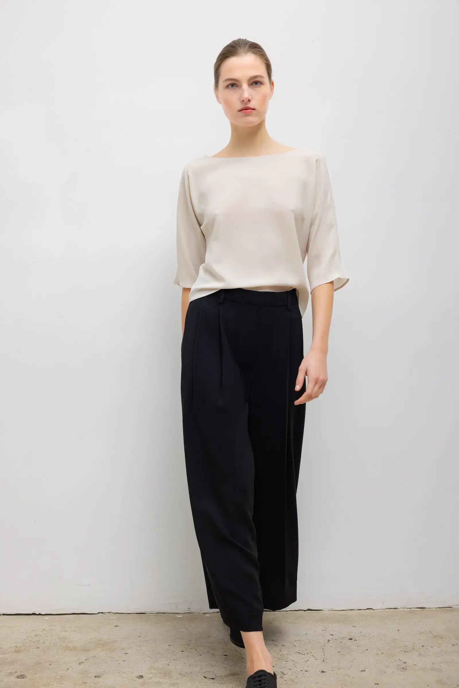 #color_black