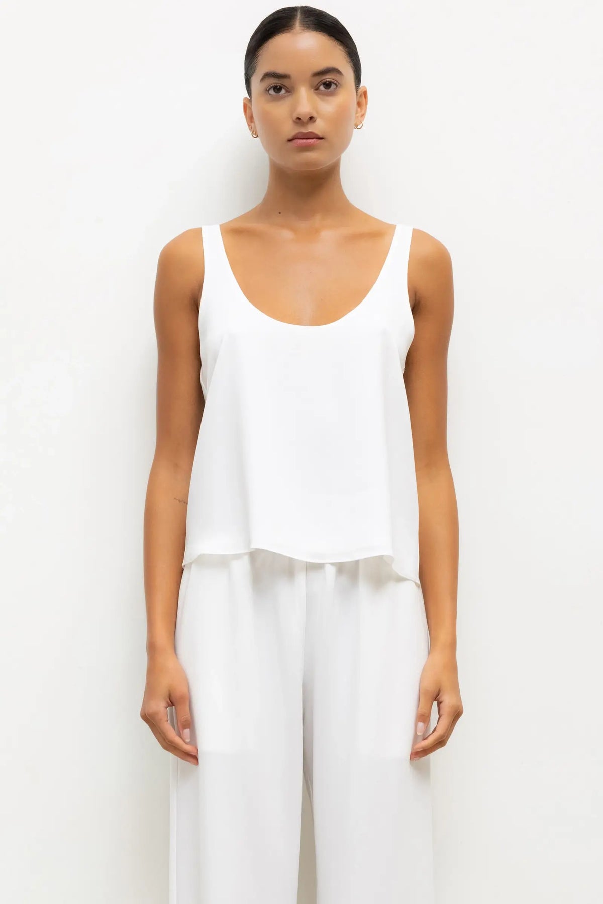 Ari Scoop Tank