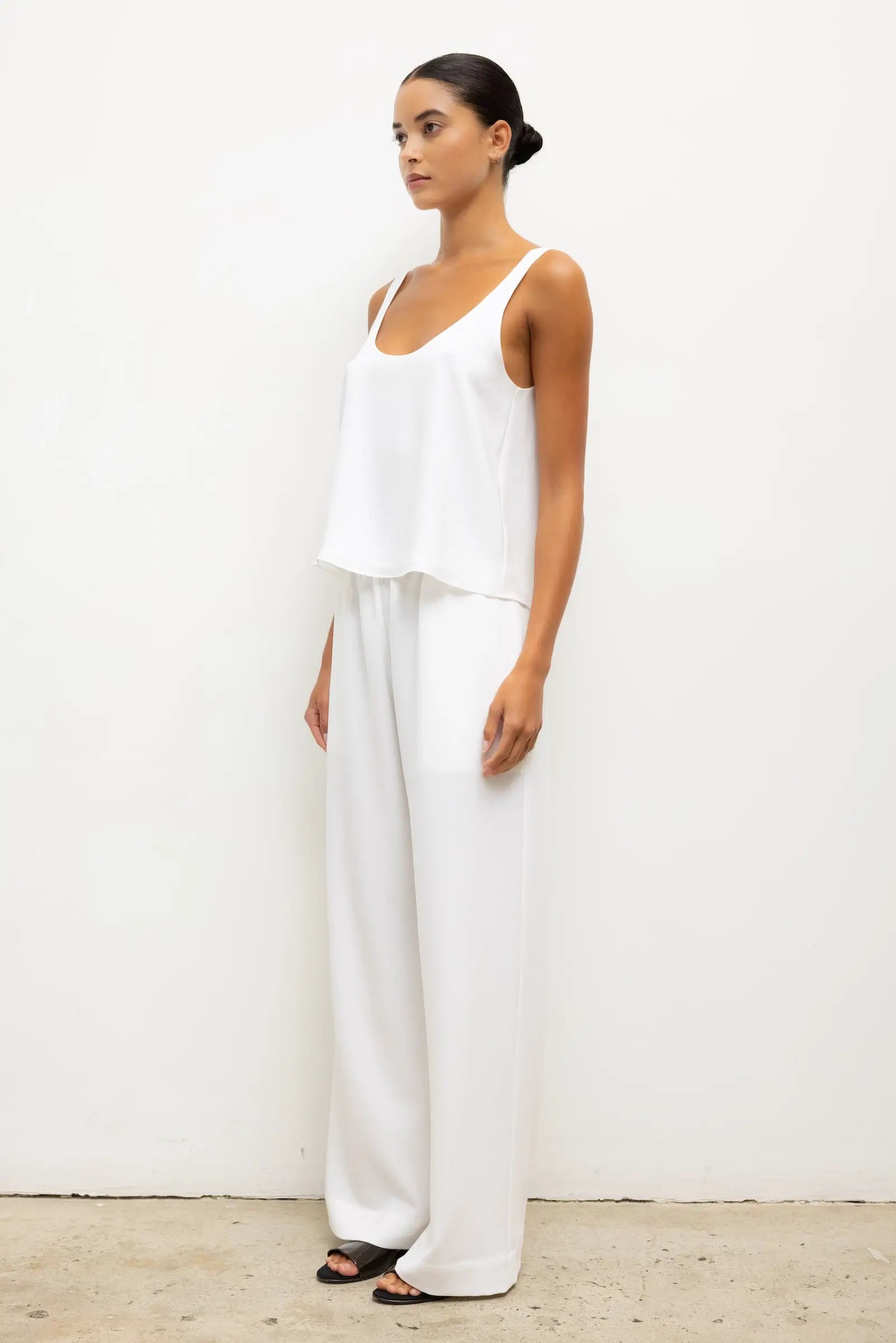Ari Scoop Tank