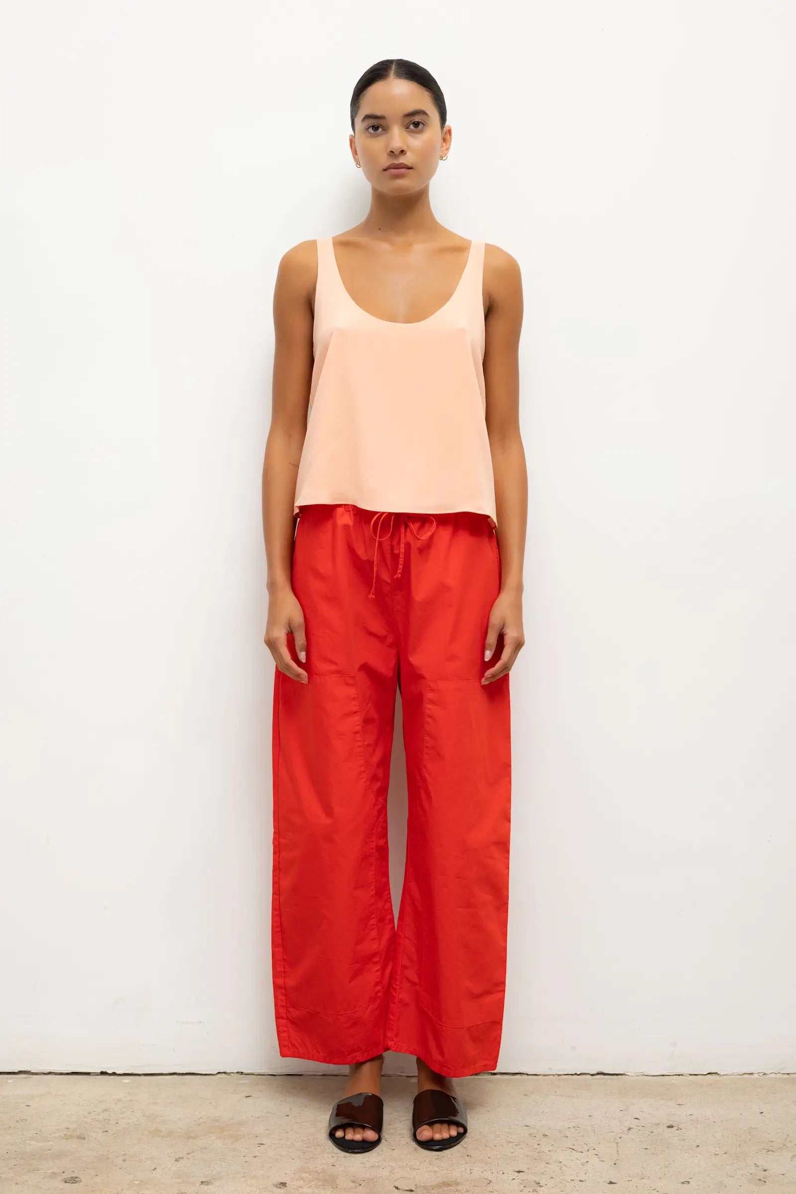 Ari Scoop Tank