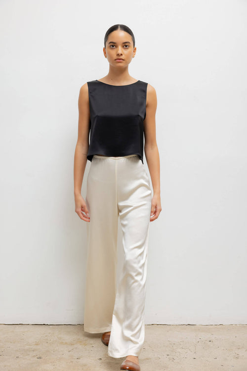 Barb Crop Sleeveless Crew - Black - Image 4