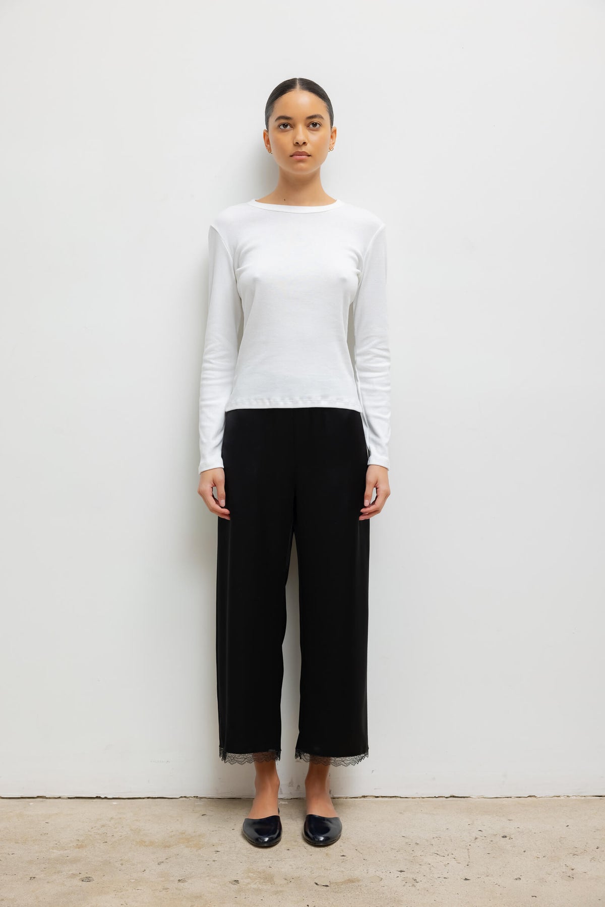 FW25 JULY Barb Lace Crop Pant