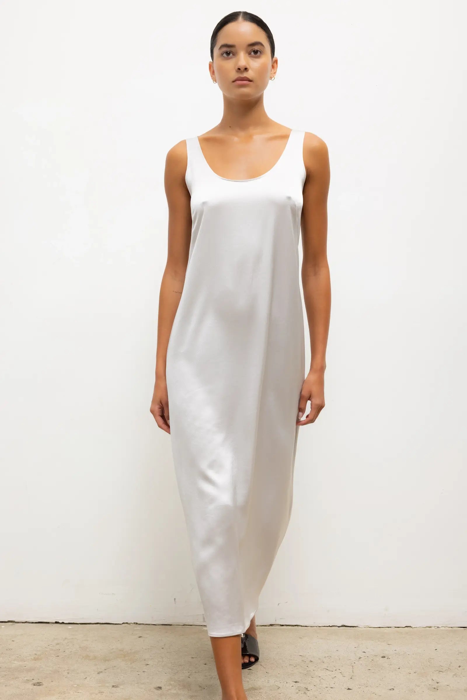 Barb Scoop Midi Dress