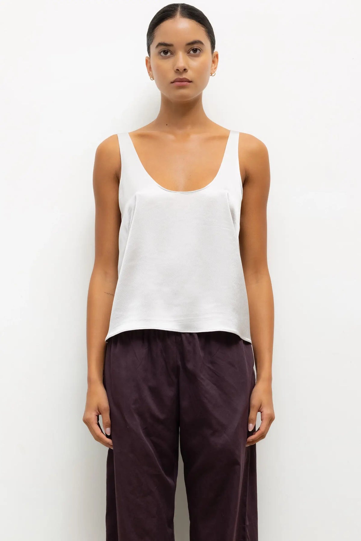 Barb Scoop Tank