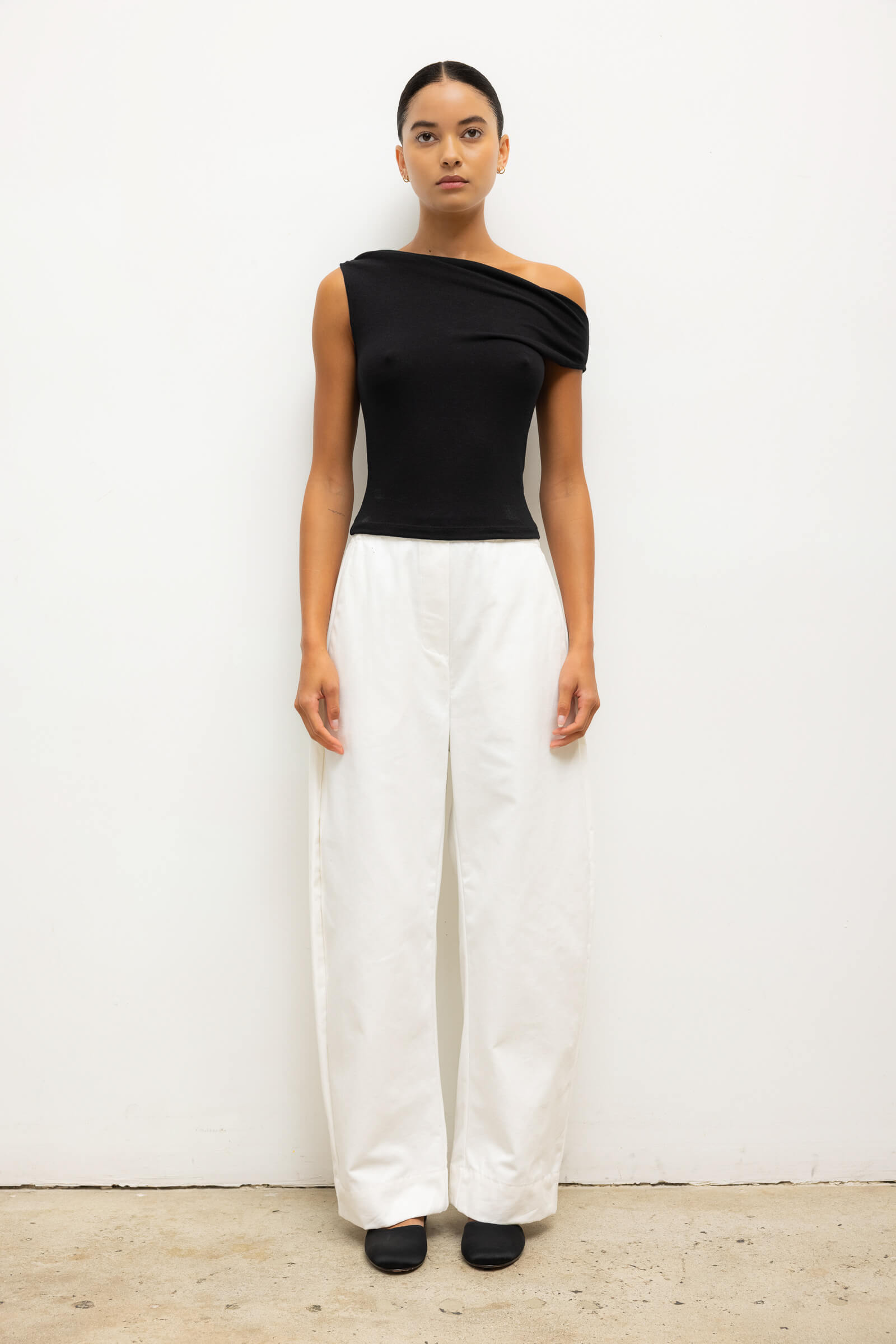 Chloe Barrel Pant