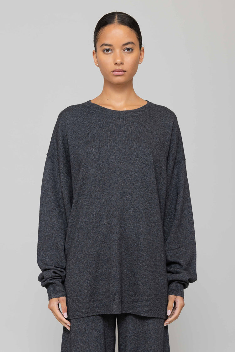 Zoe Oversized Crew