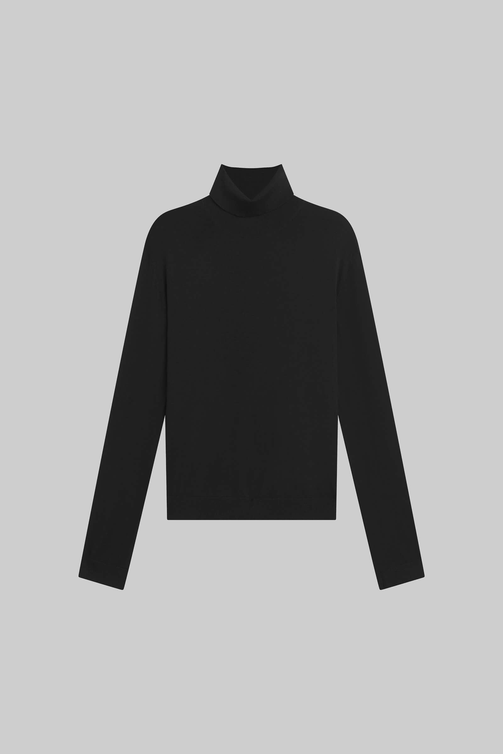 James Turtleneck-2