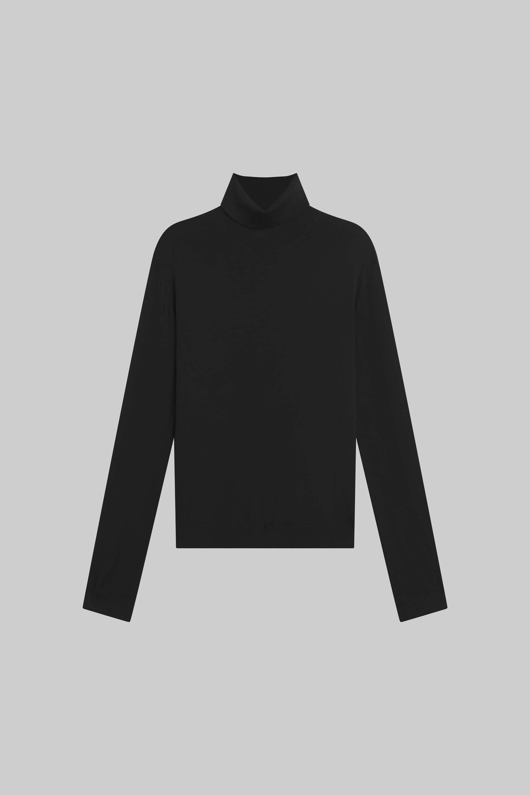 James Turtleneck-2