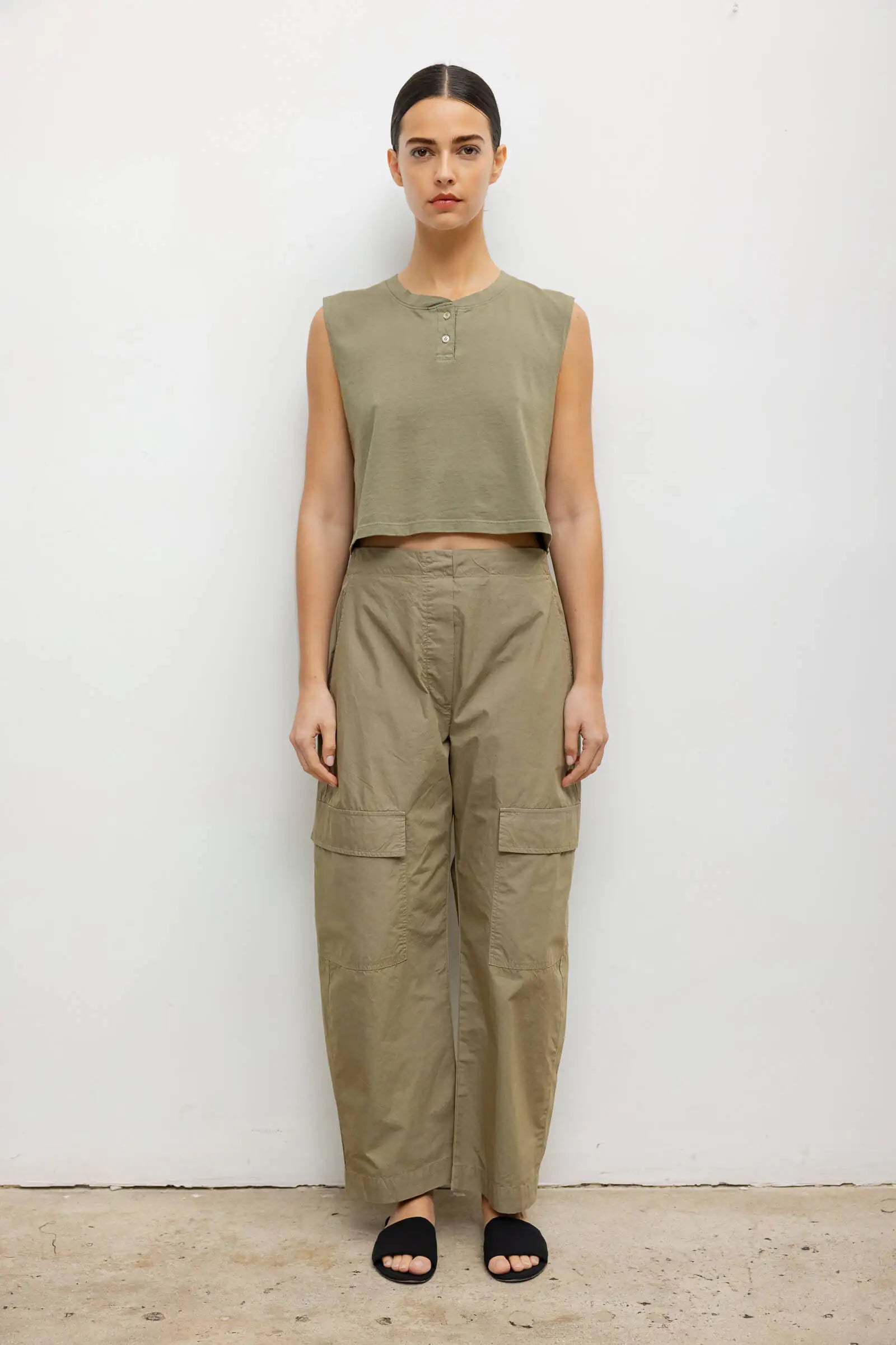 Margo Sleeveless Henley
