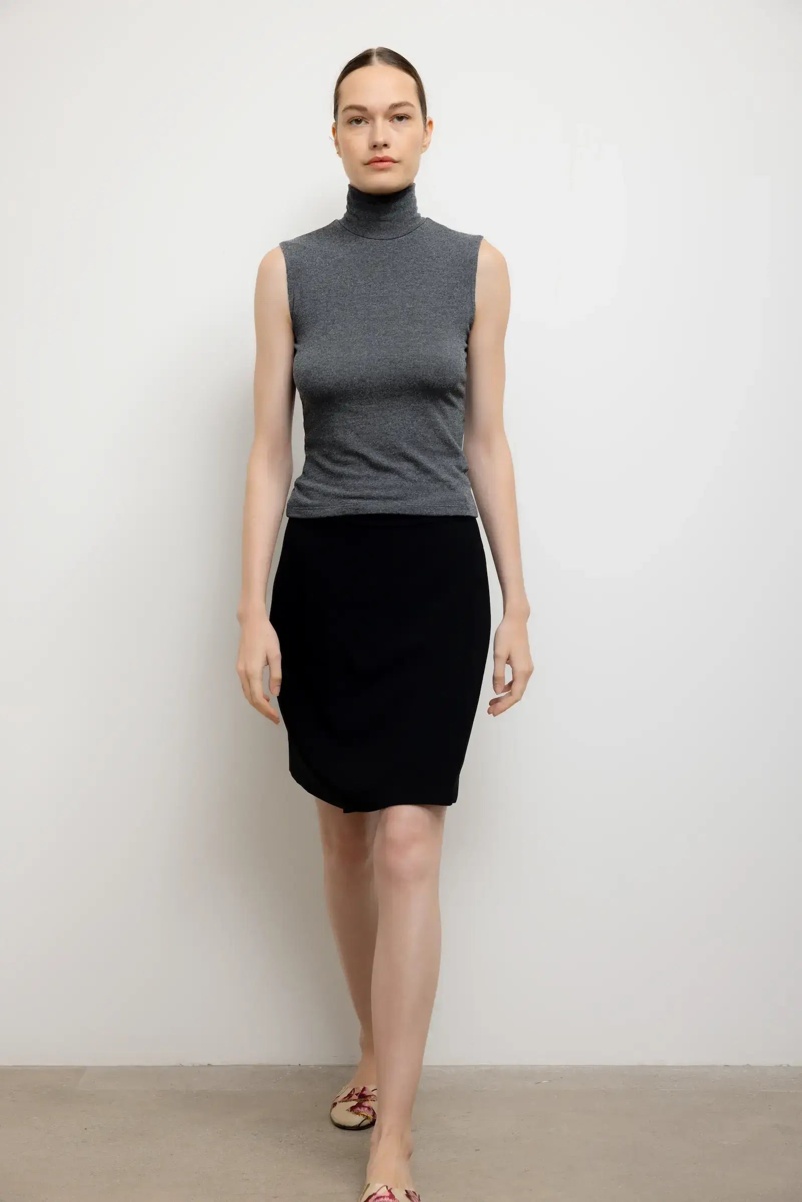 Lauren Sleeveless Turtleneck