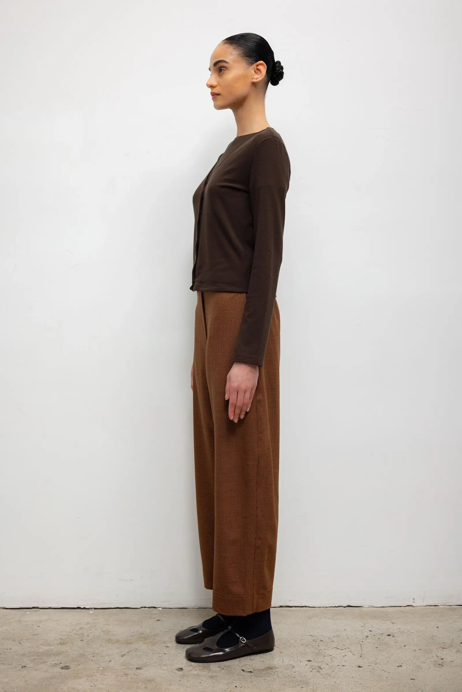 Lauren V Neck Cardigan - Chocolate - Image 5