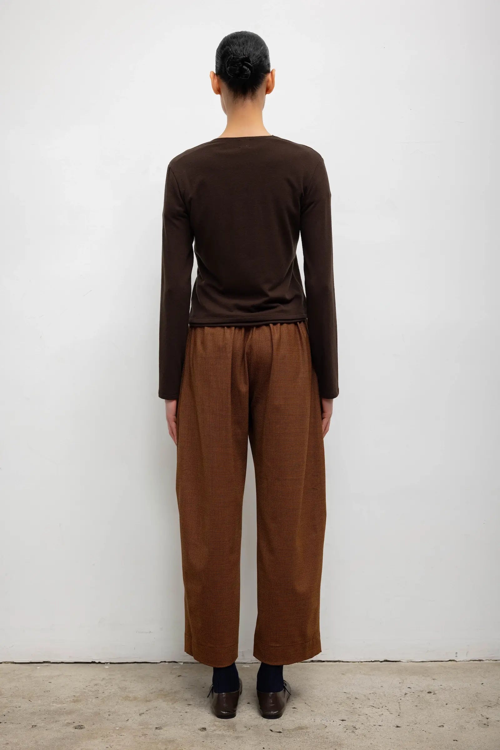 Lauren V Neck Cardigan - Chocolate - Image 6