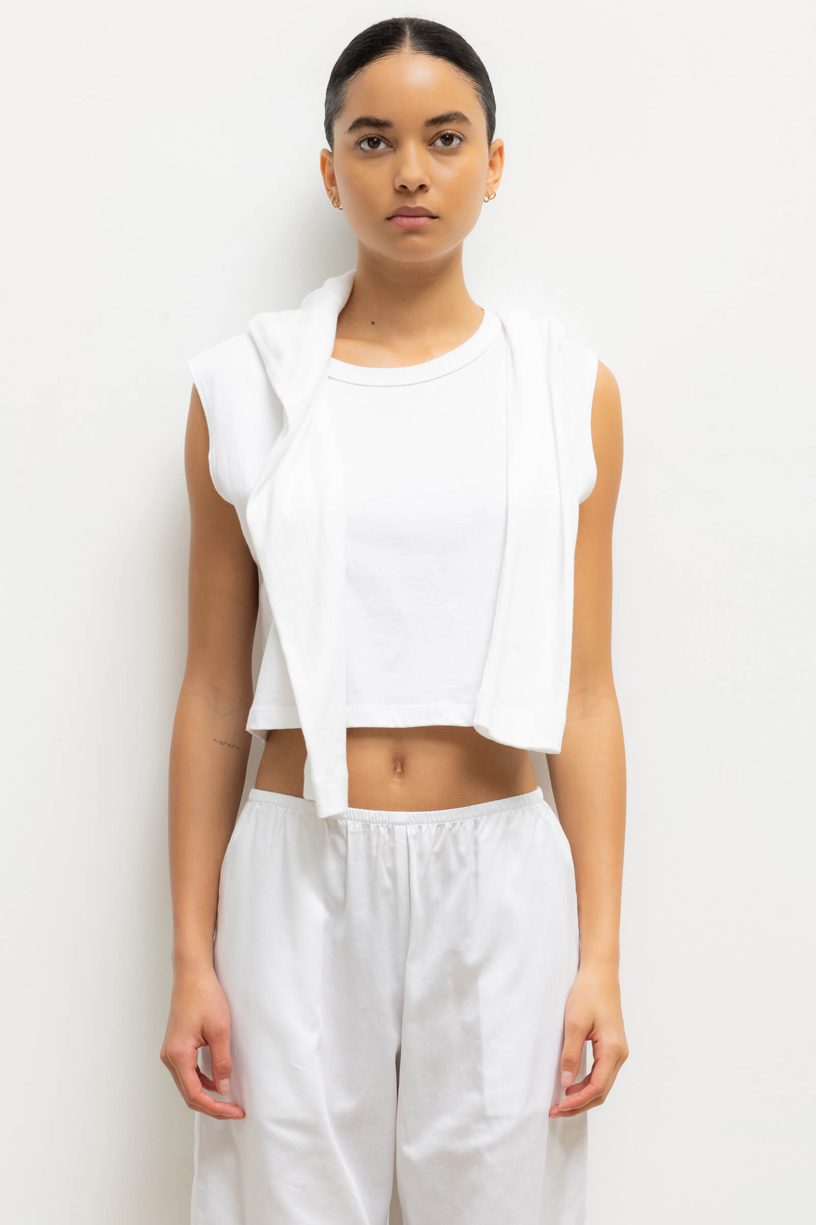 Crop Sleeveless Margo