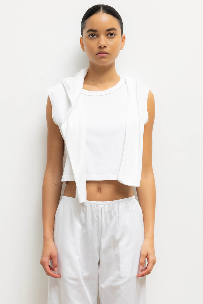 LESET_MARGO_CROPSLEEVELESSMARG