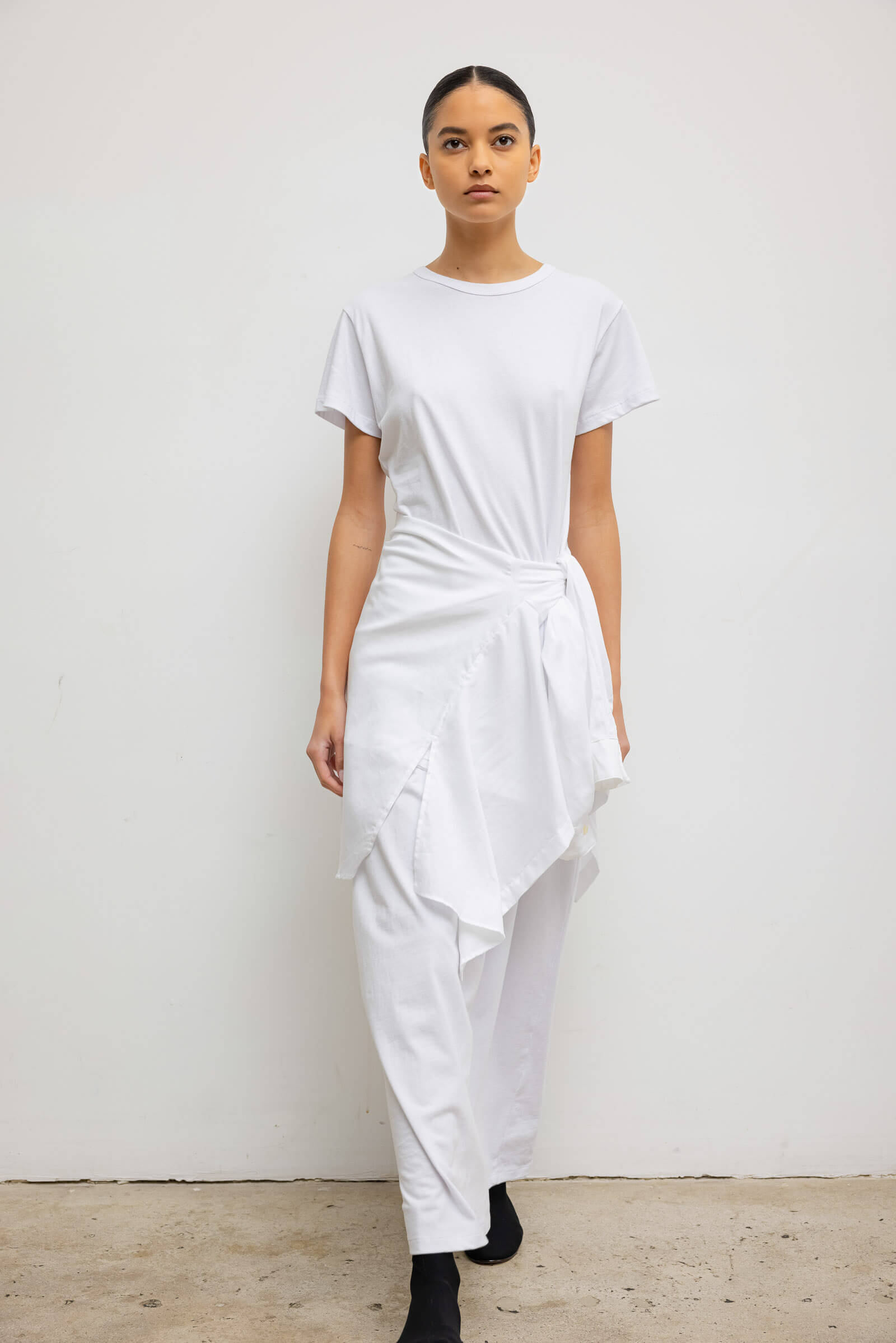 #color_white