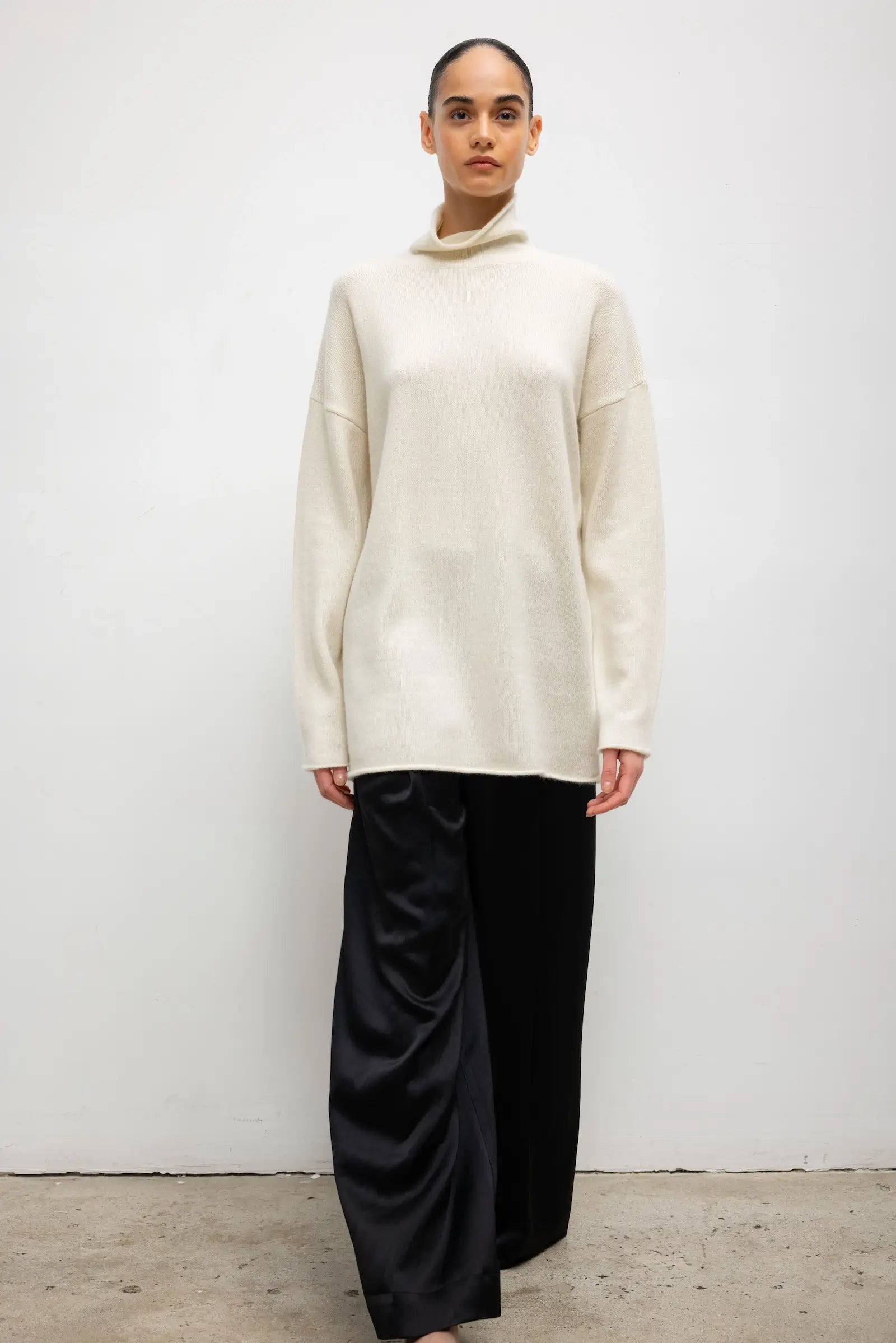 Pre-Order: Millie Cashmere Oversized Turtleneck