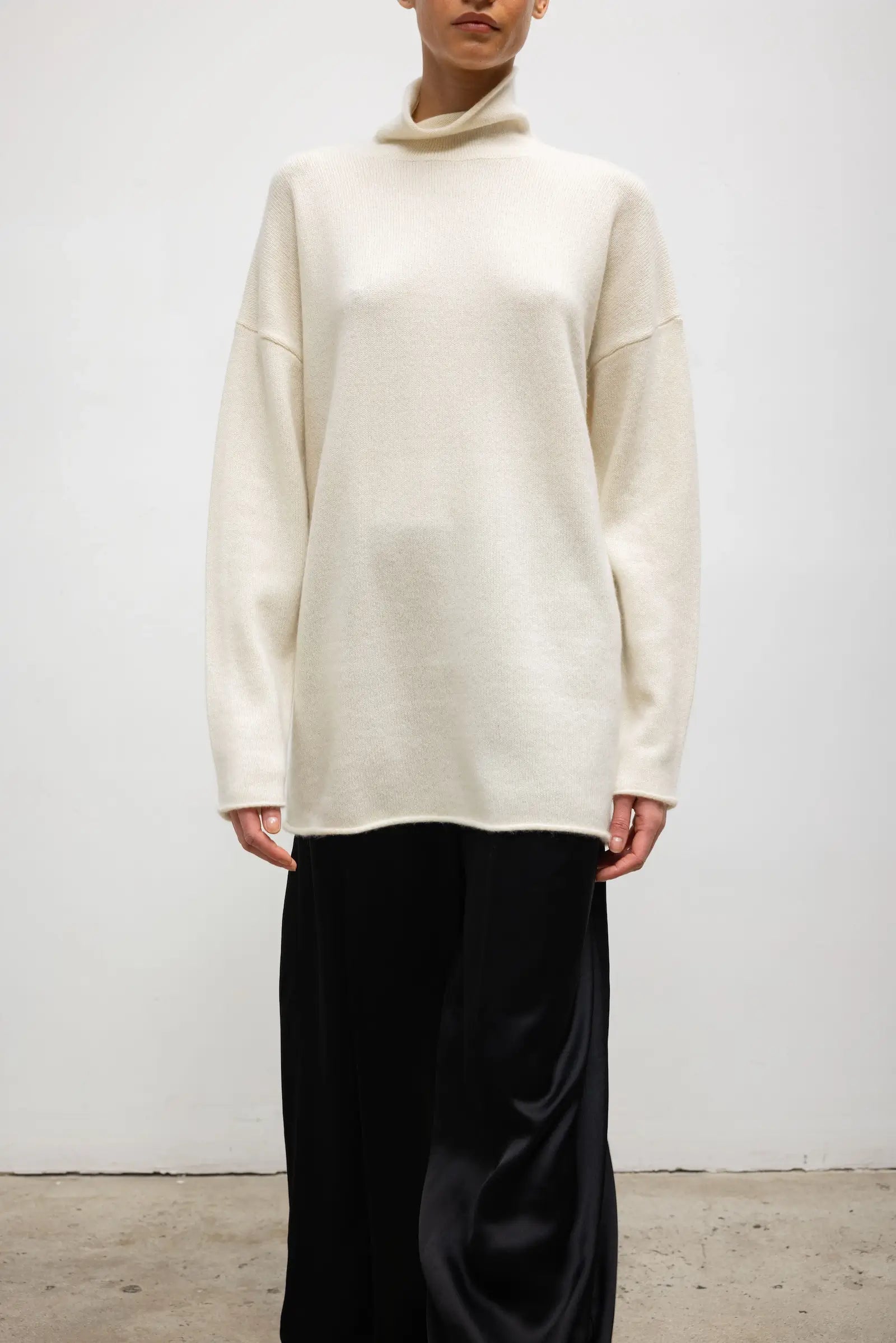 Pre-Order: Millie Cashmere Oversized Turtleneck