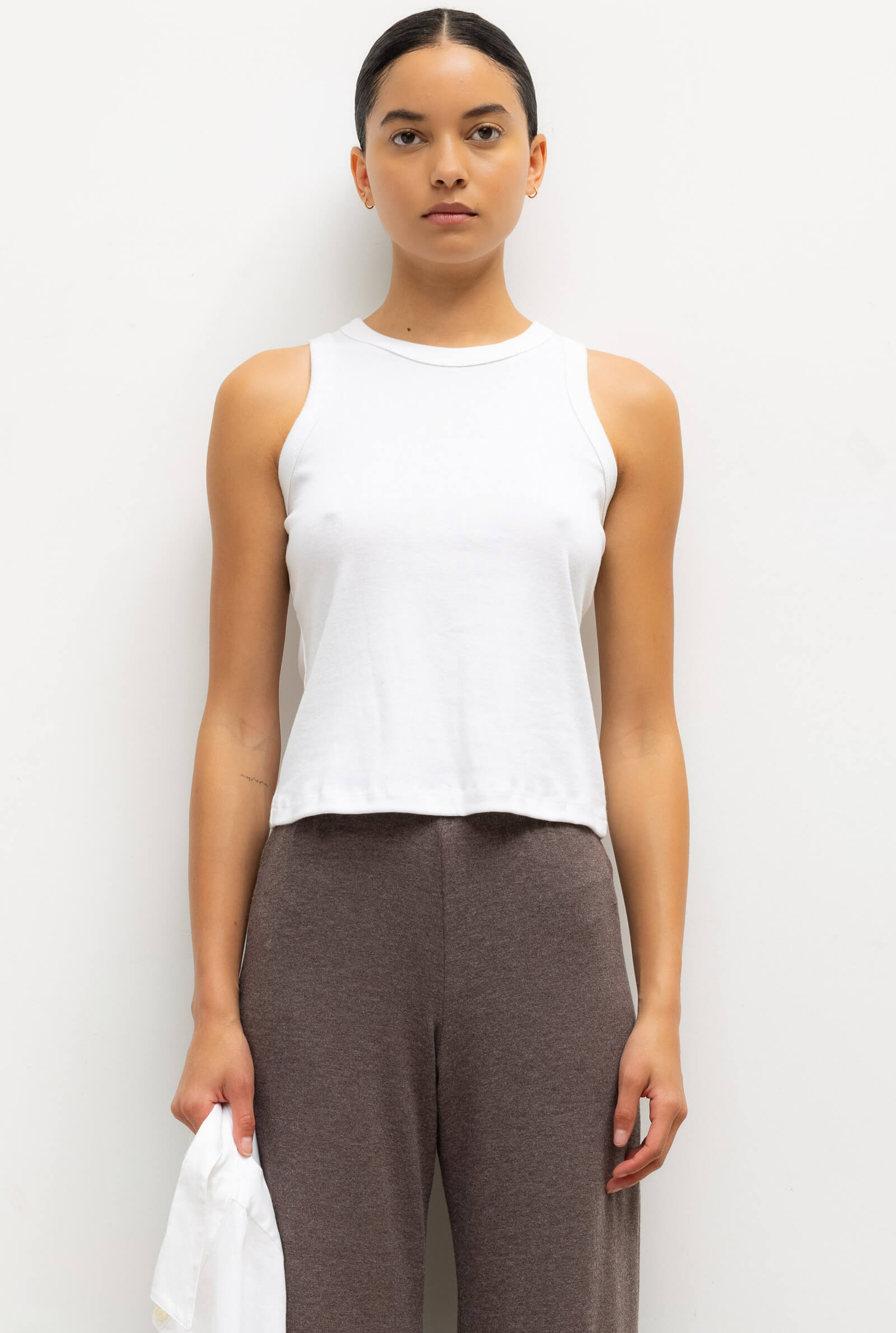 Nando High Neck Tank