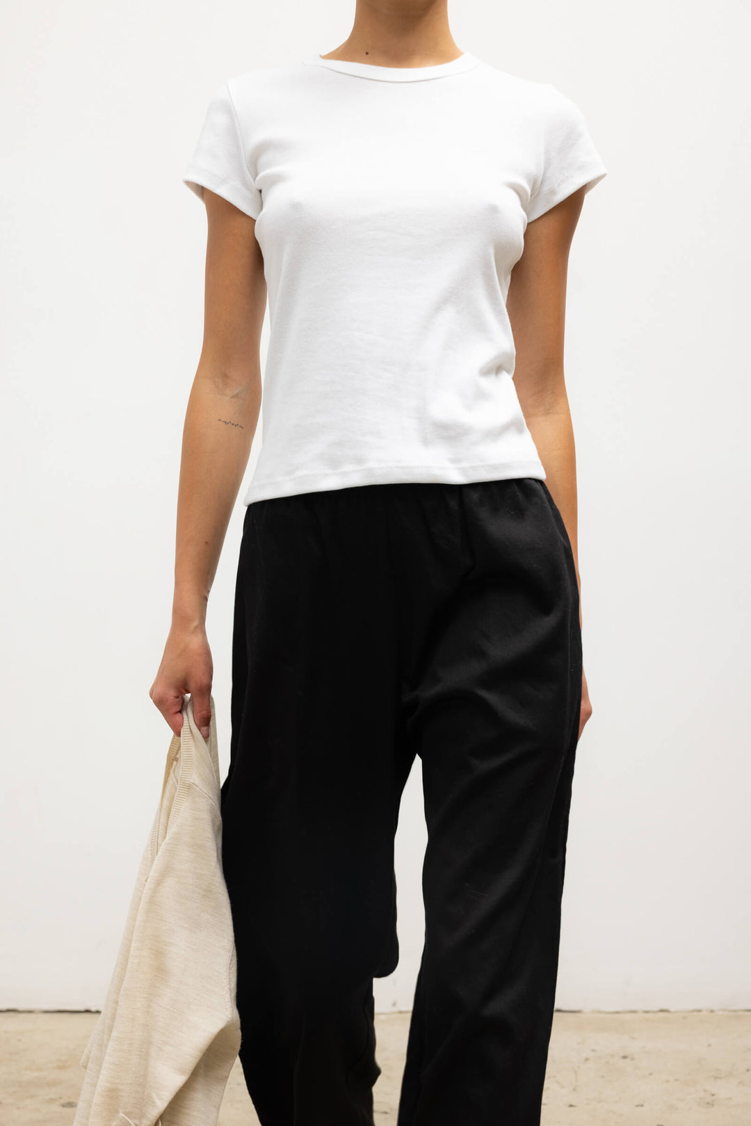 LESET Yoko Pocket Pant in Black in Cotton