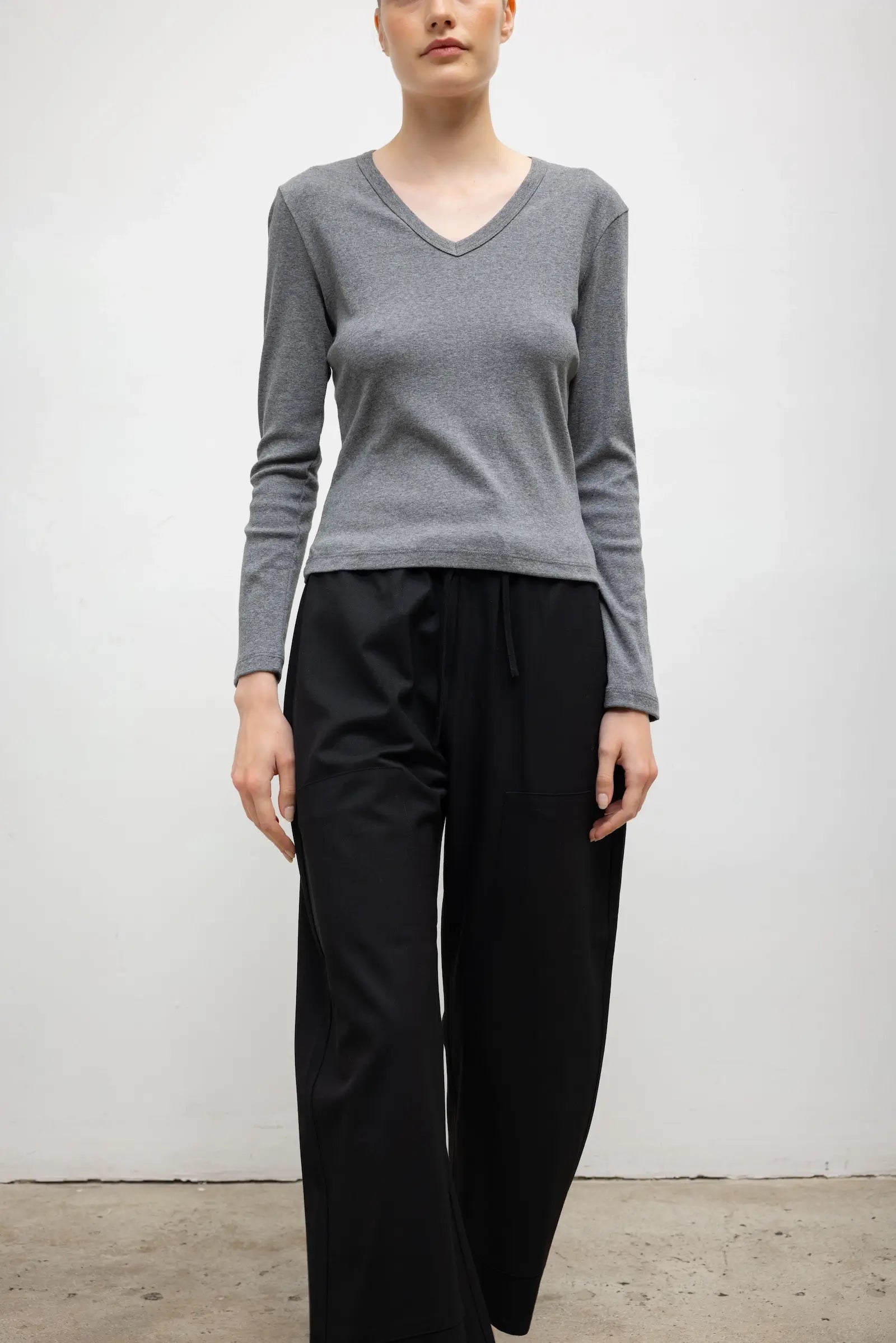 Pre-Order: Nando Slim Long Sleeve V Neck