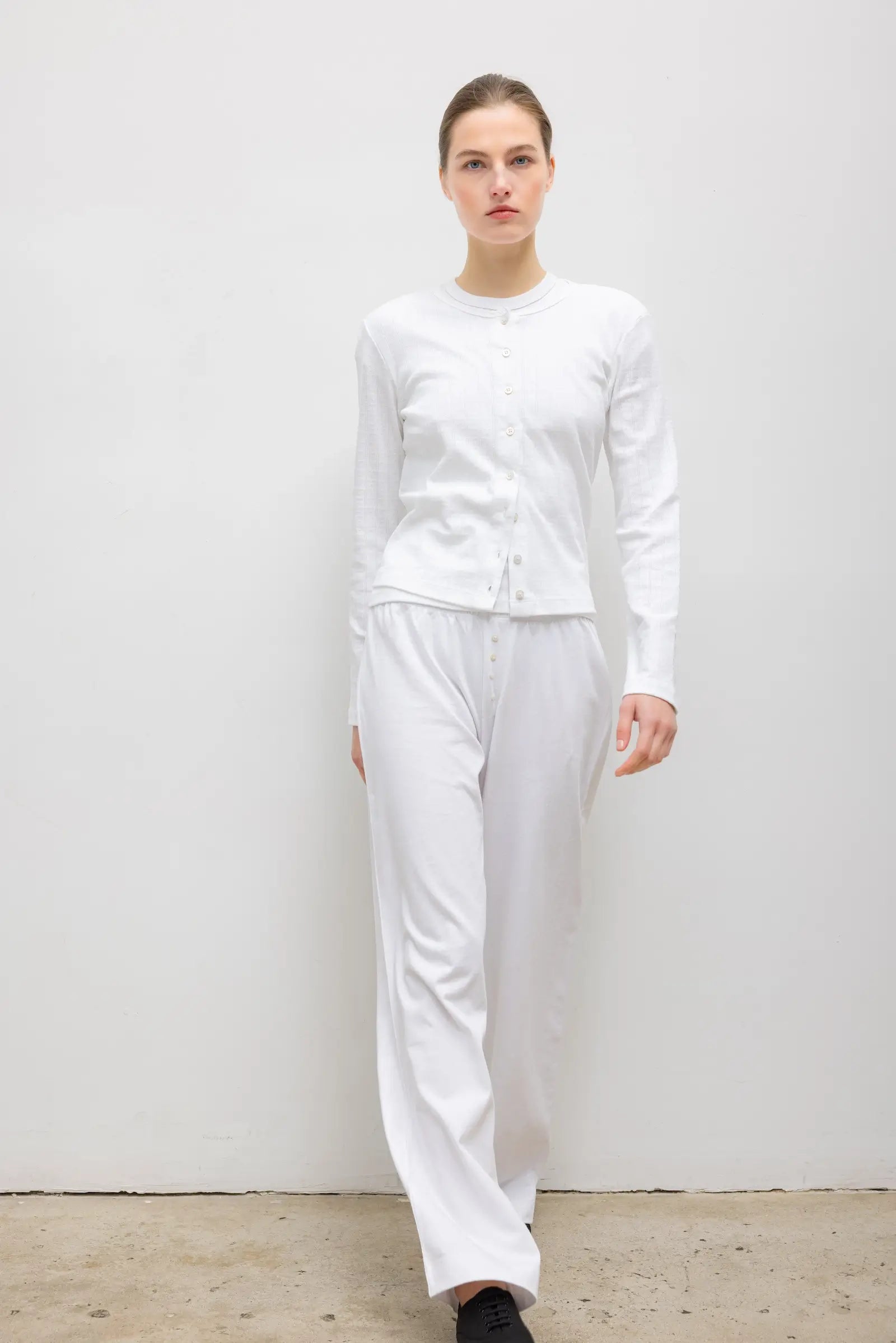 #color_white