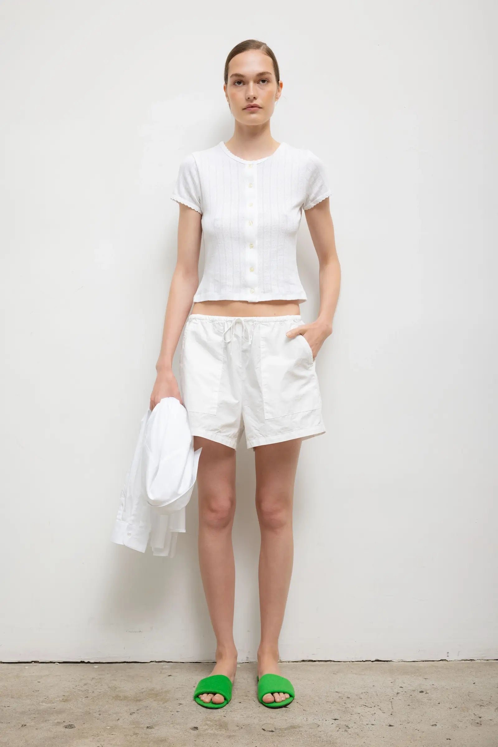 #color_white