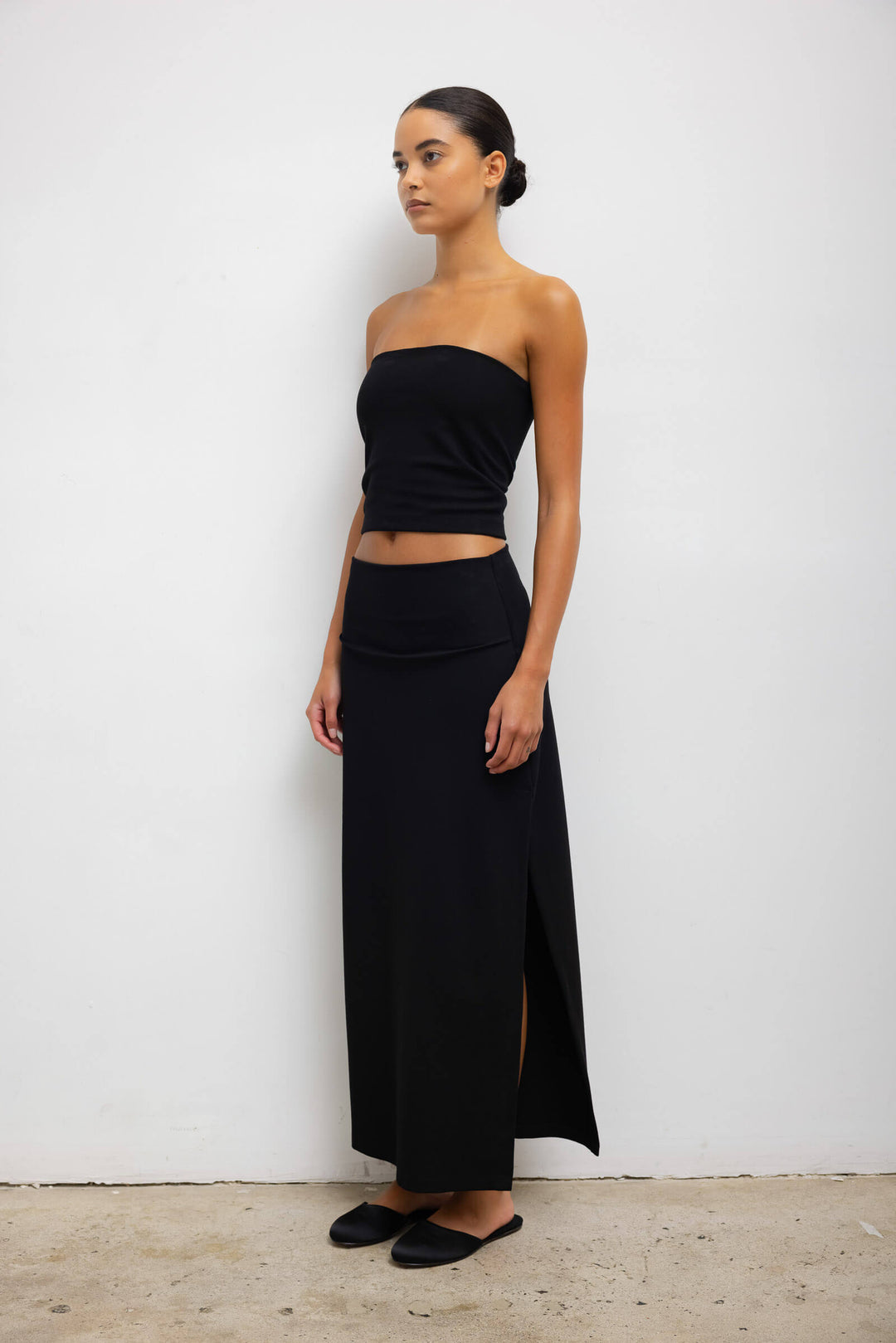 LESET Rio Side Slit Skirt in Black in Ponte