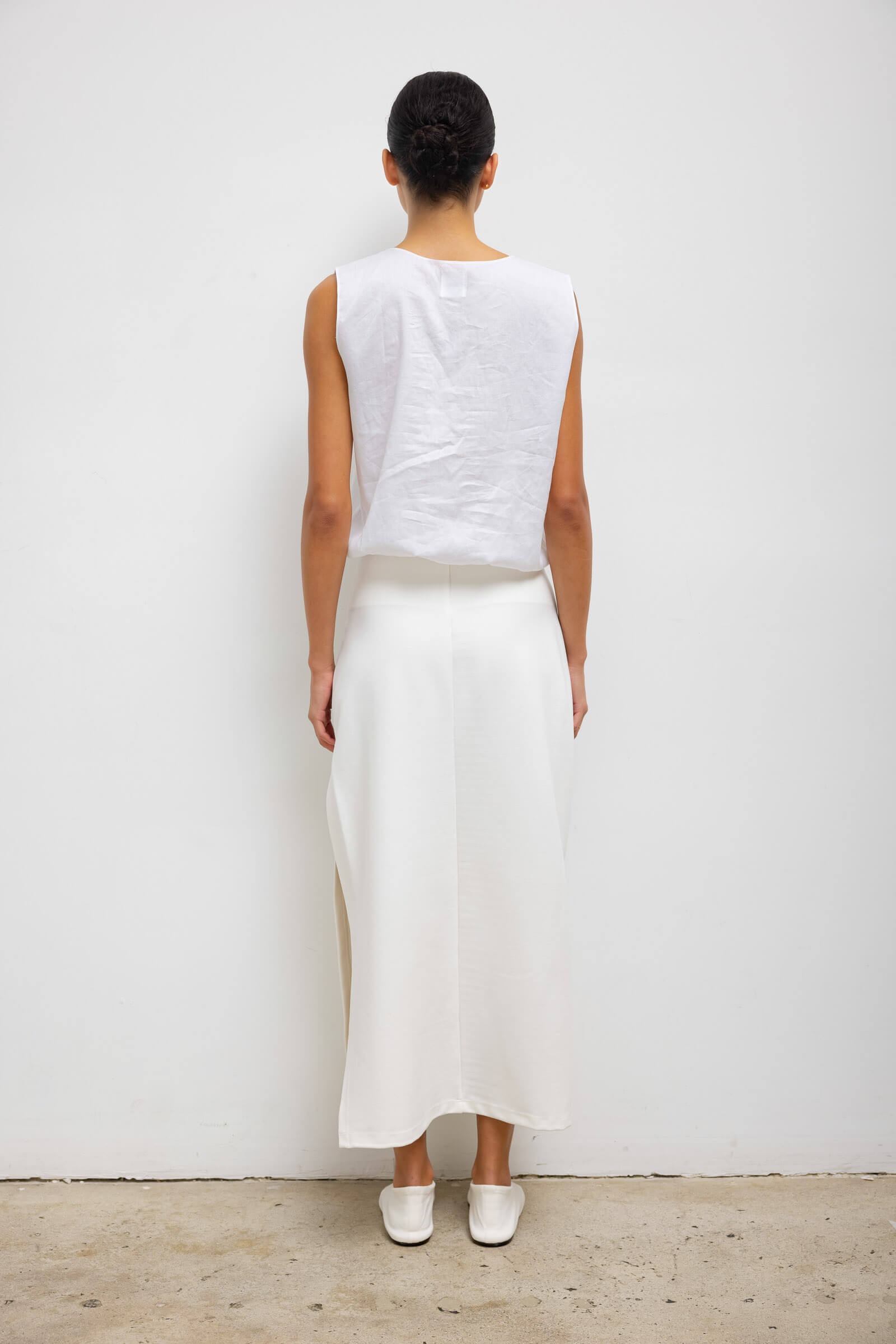 Yoko Sleeveless Button Blouson