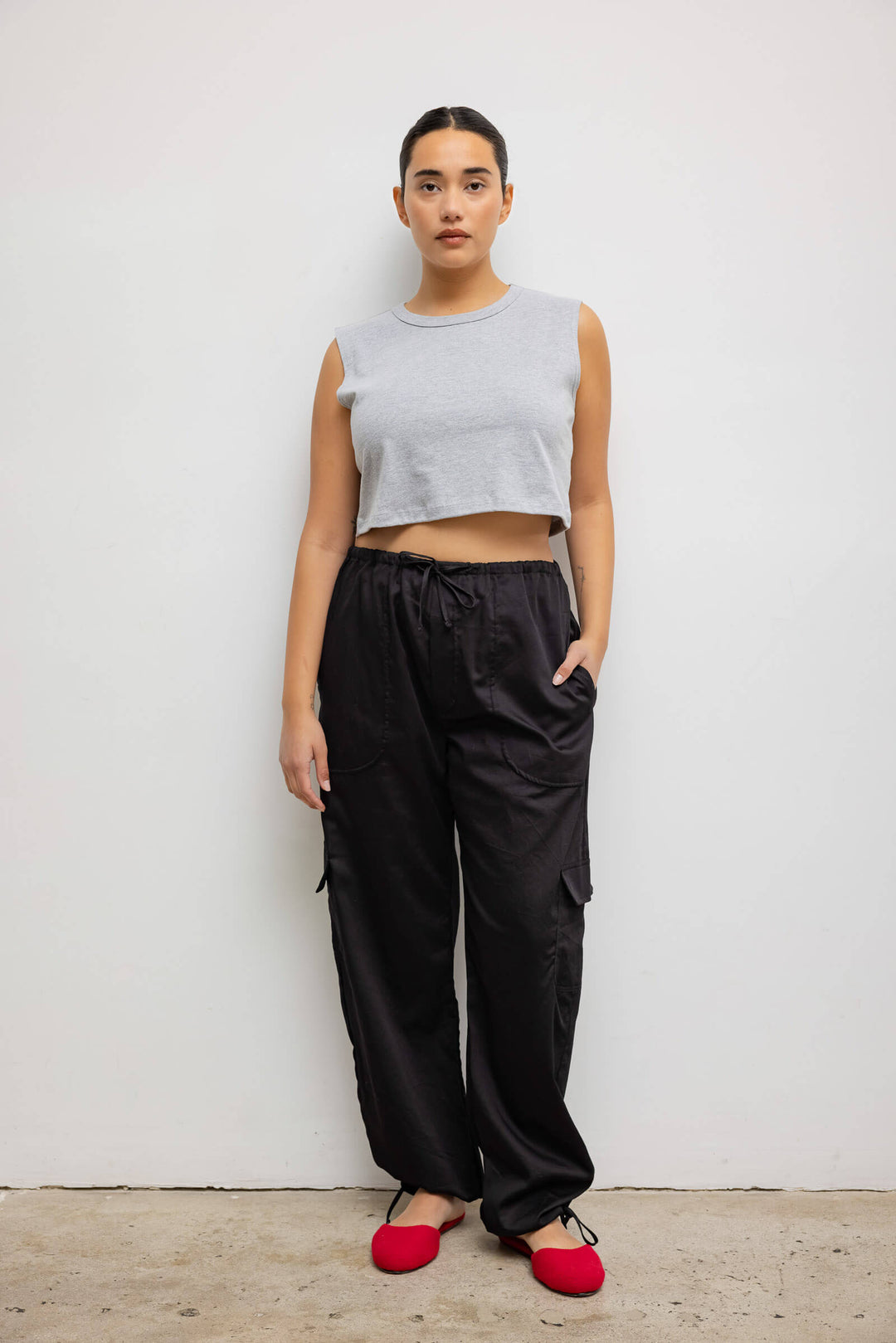 パンツ Fallett Big pocket cargo pants black FA2401PT05BK LESET Yoko Cargo Pant in Black in Cotton