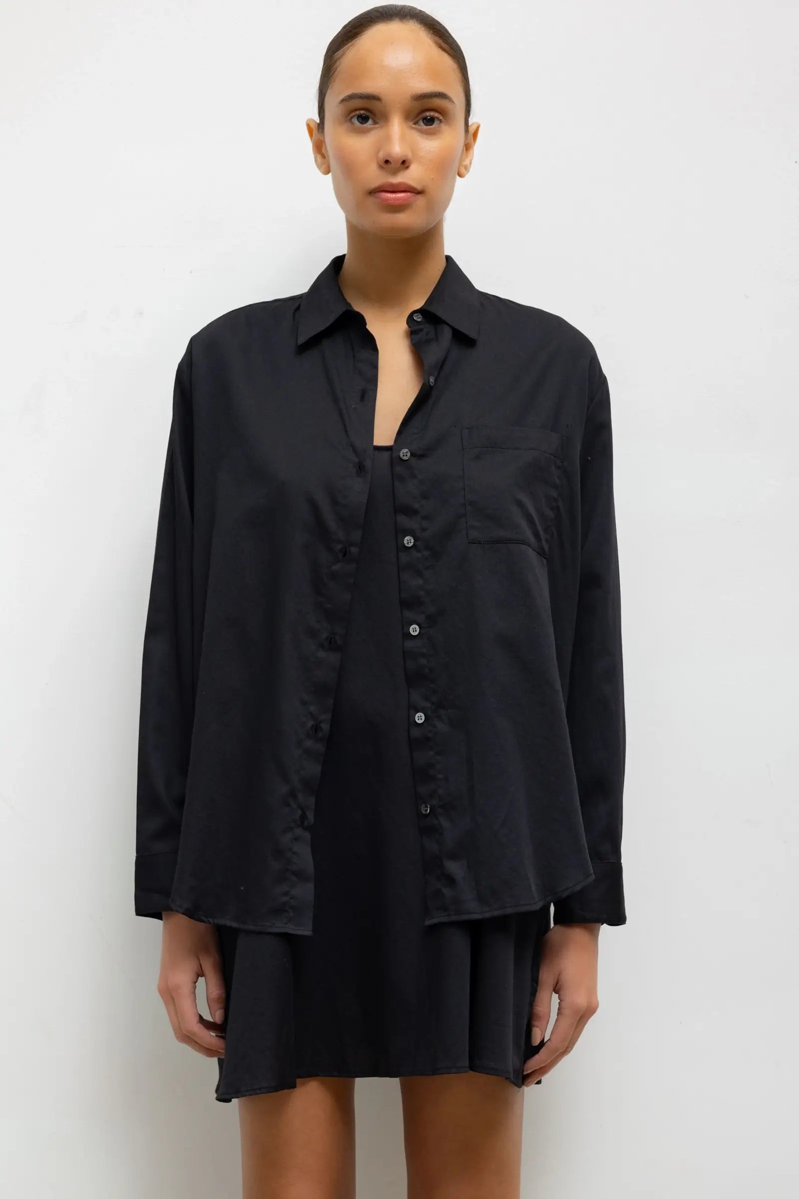 Pre-Order: Yoko Classic Button Down