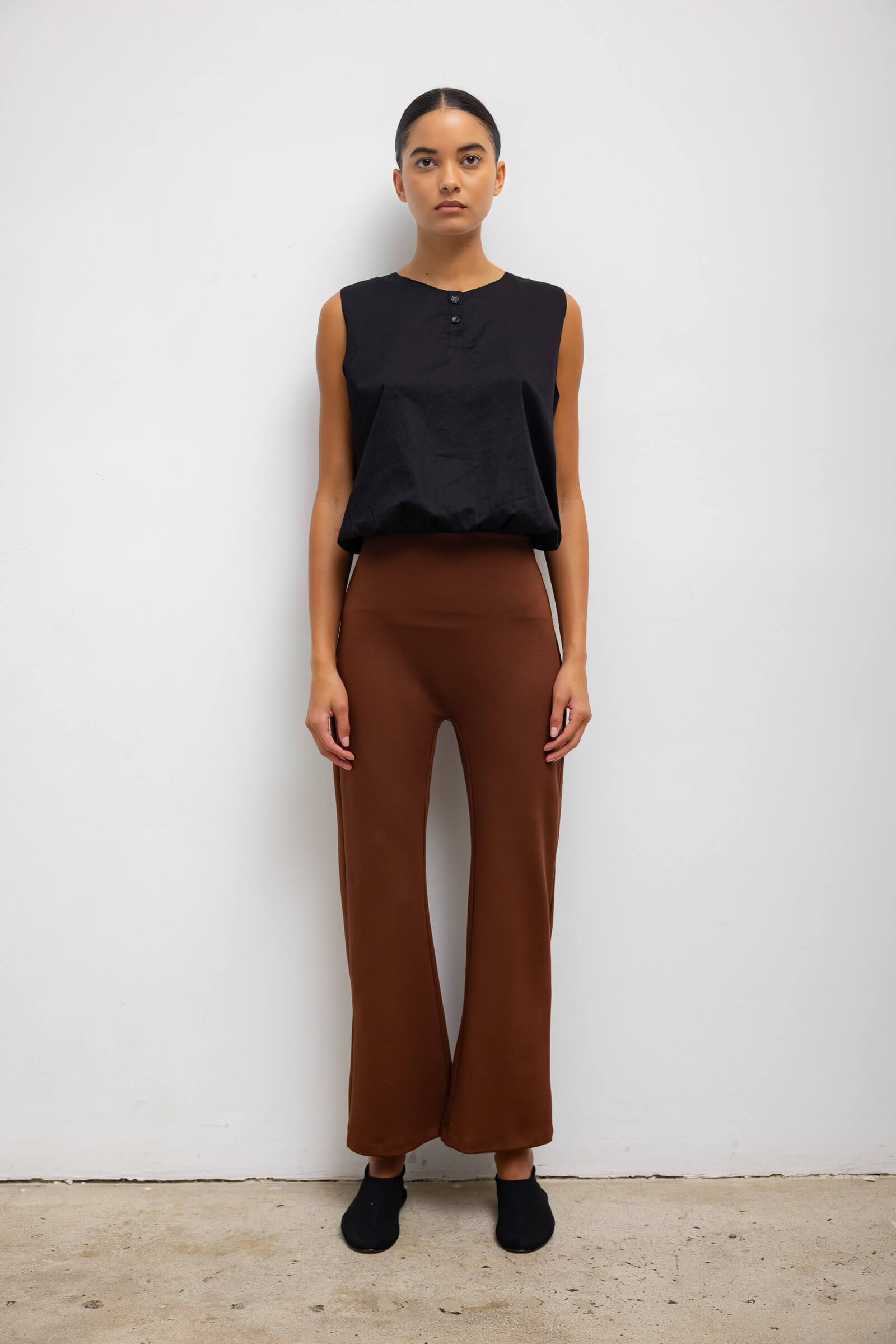 Yoko Sleeveless Button Blouson