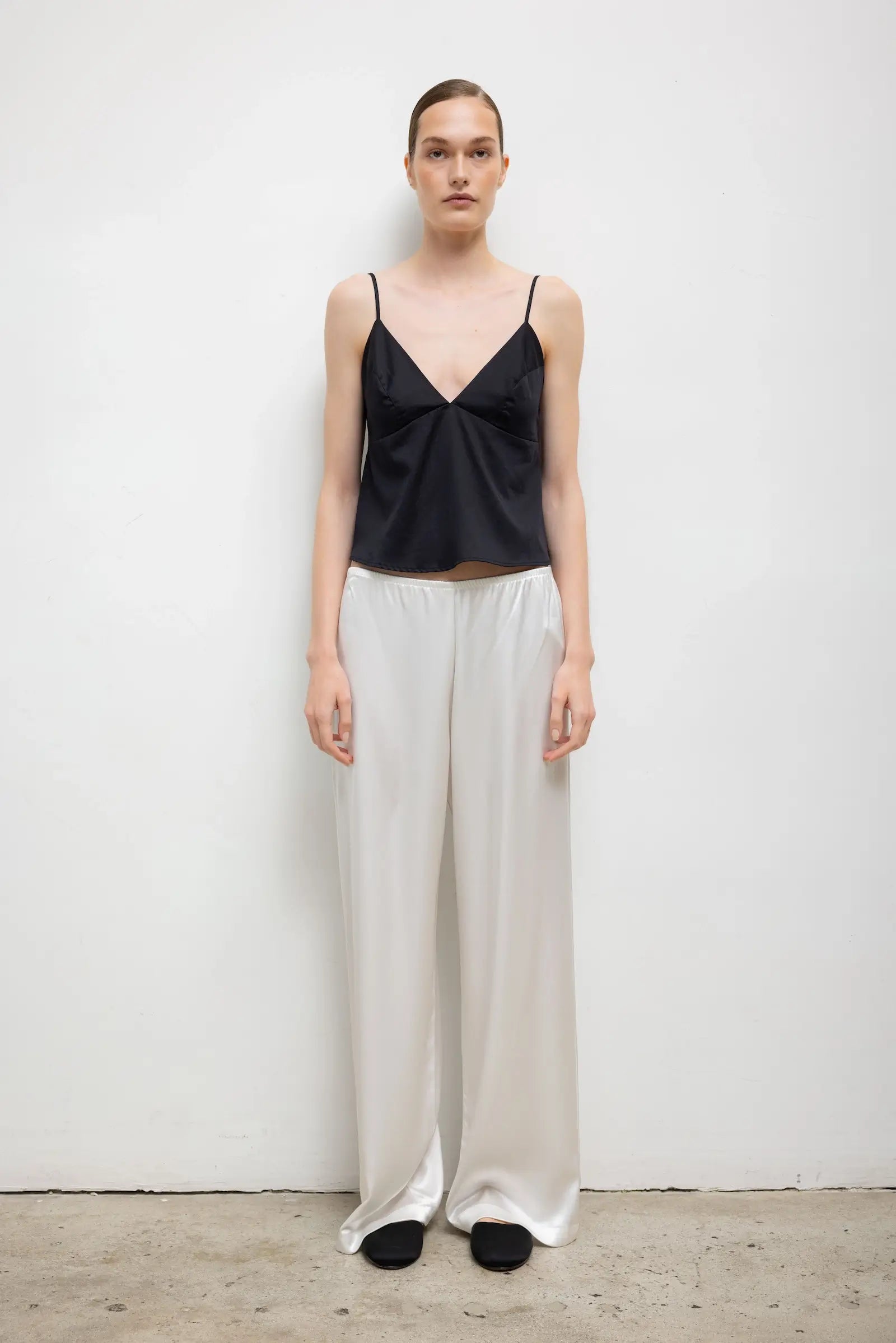 Pre-Order: Yoko Triangle Tank