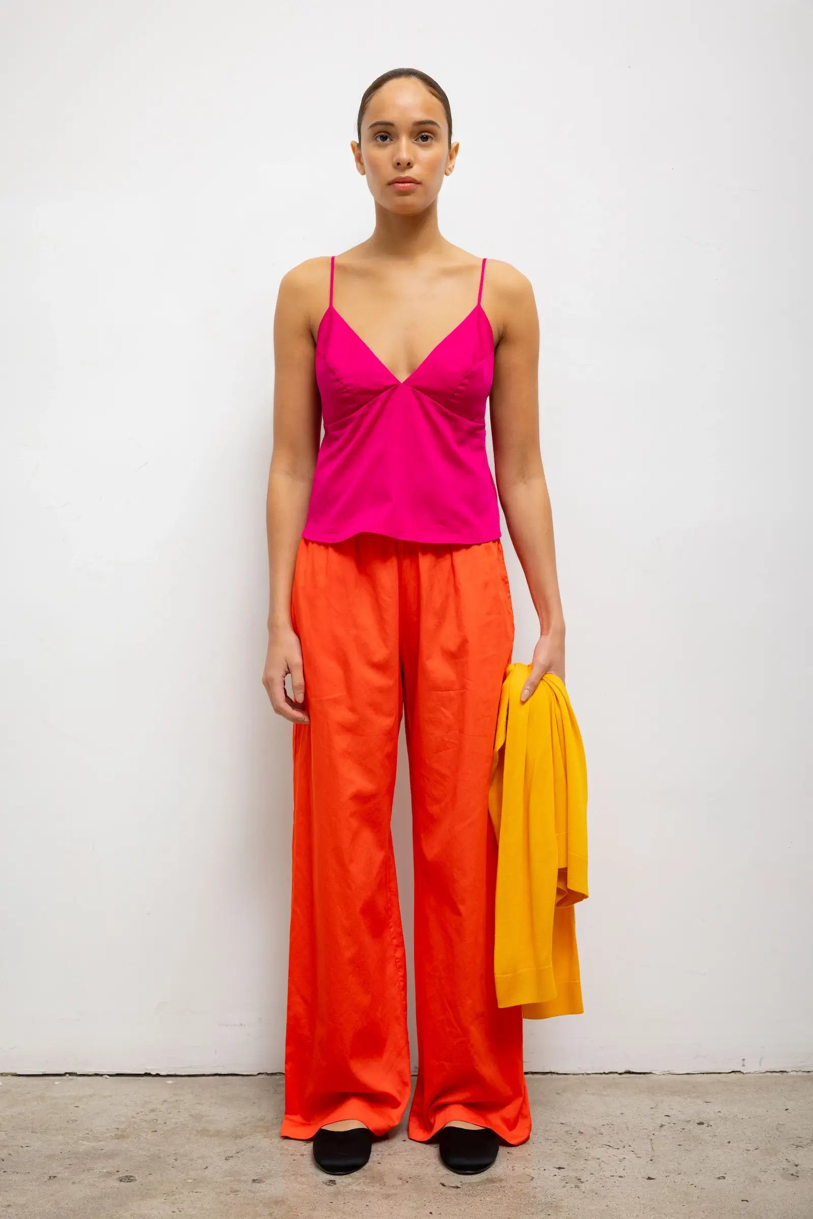 Pre-Order: Yoko Triangle Tank