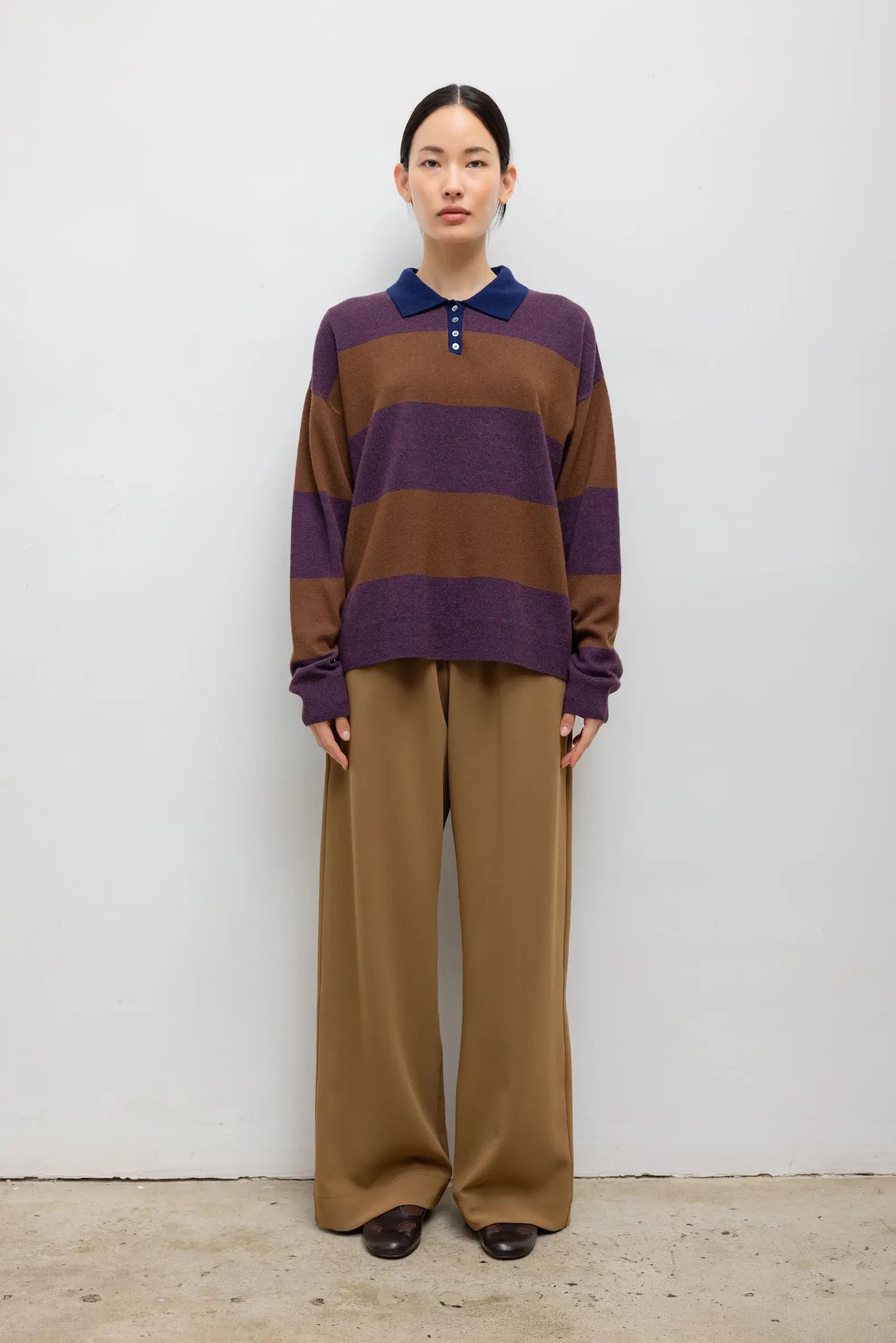 #color_bark-raisin-indigo
