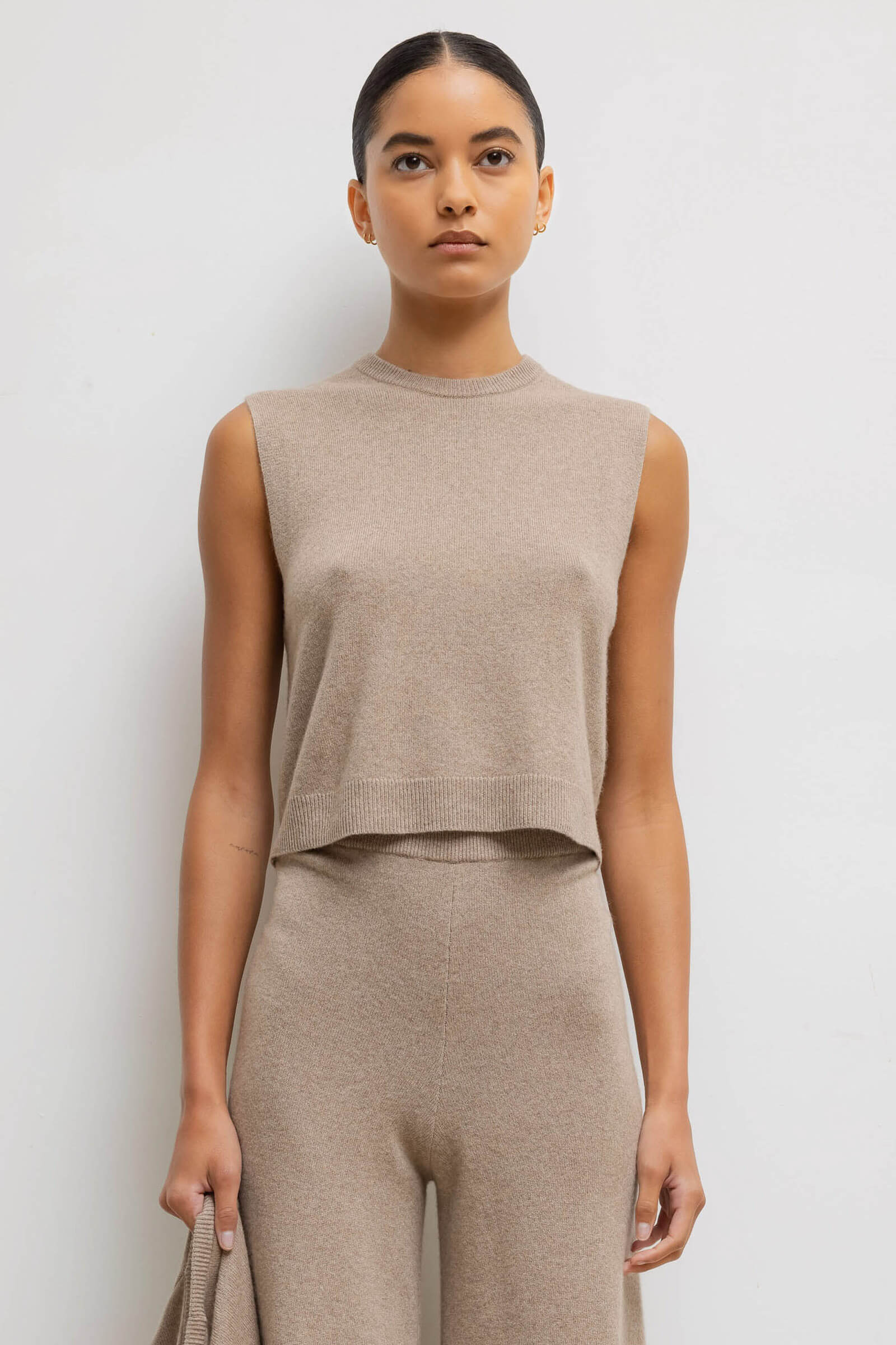 Zoe Sleeveless Crew